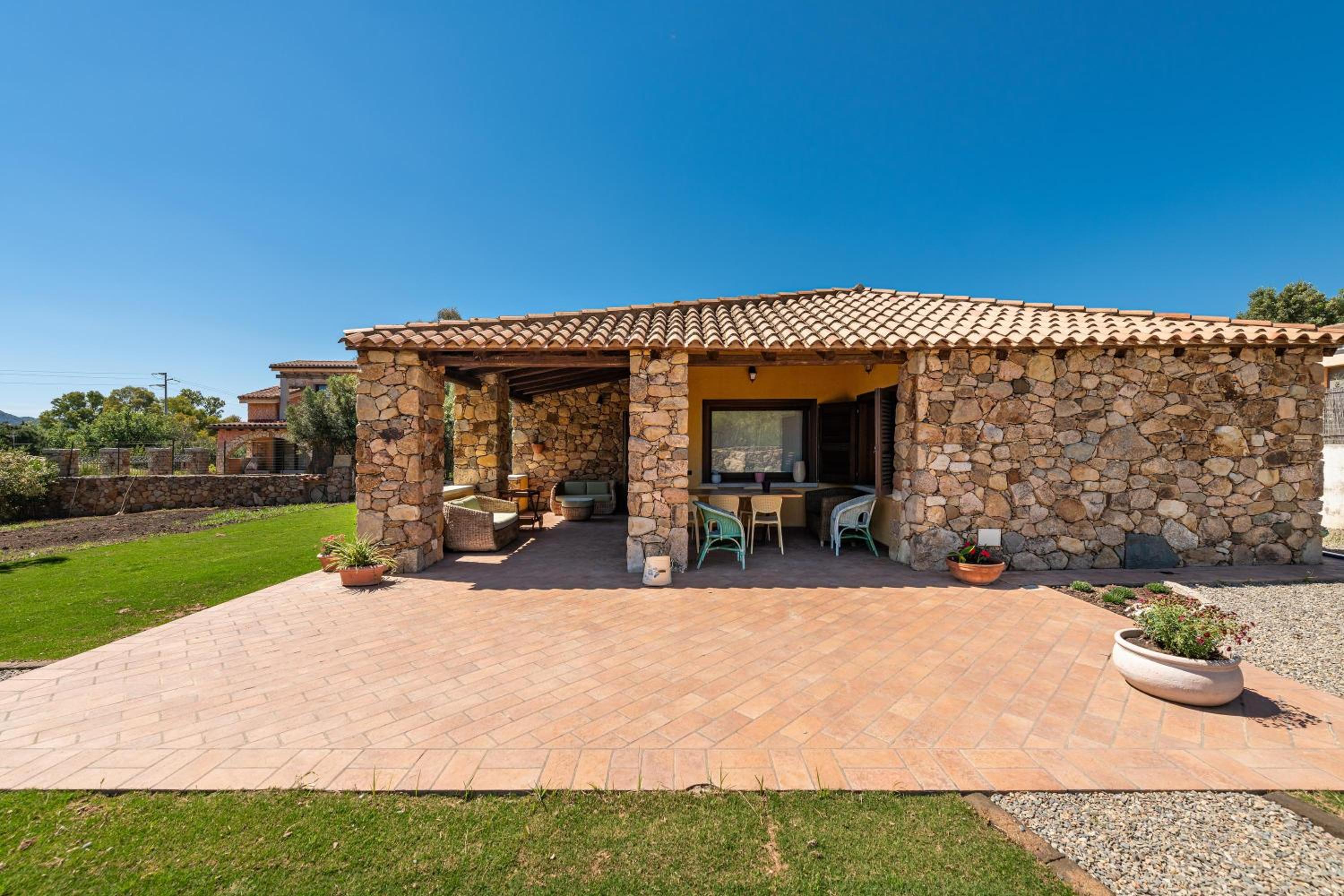 Villa Licia San Pietro view 2