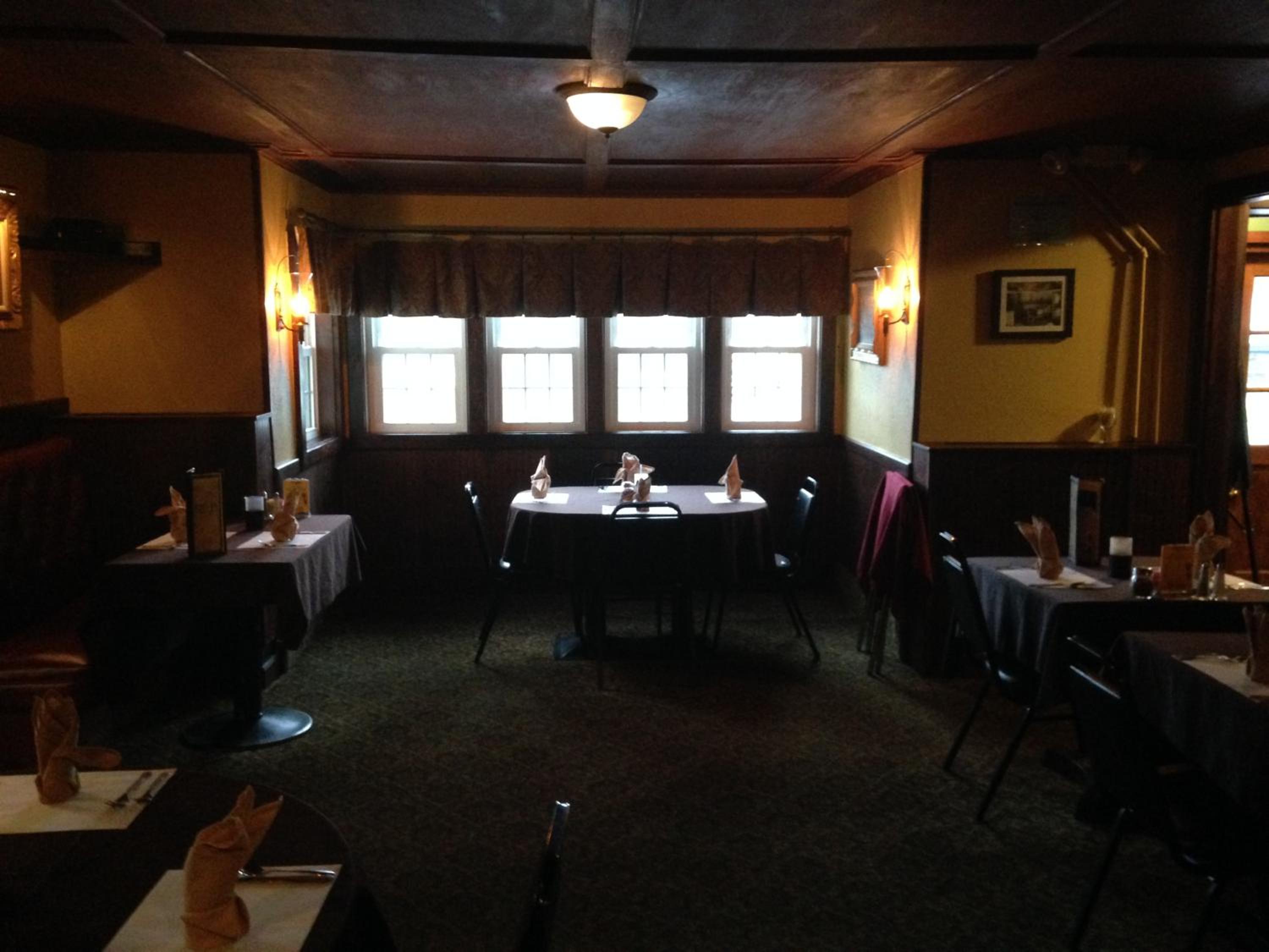 Fred's Inn Restaurant & Lodging