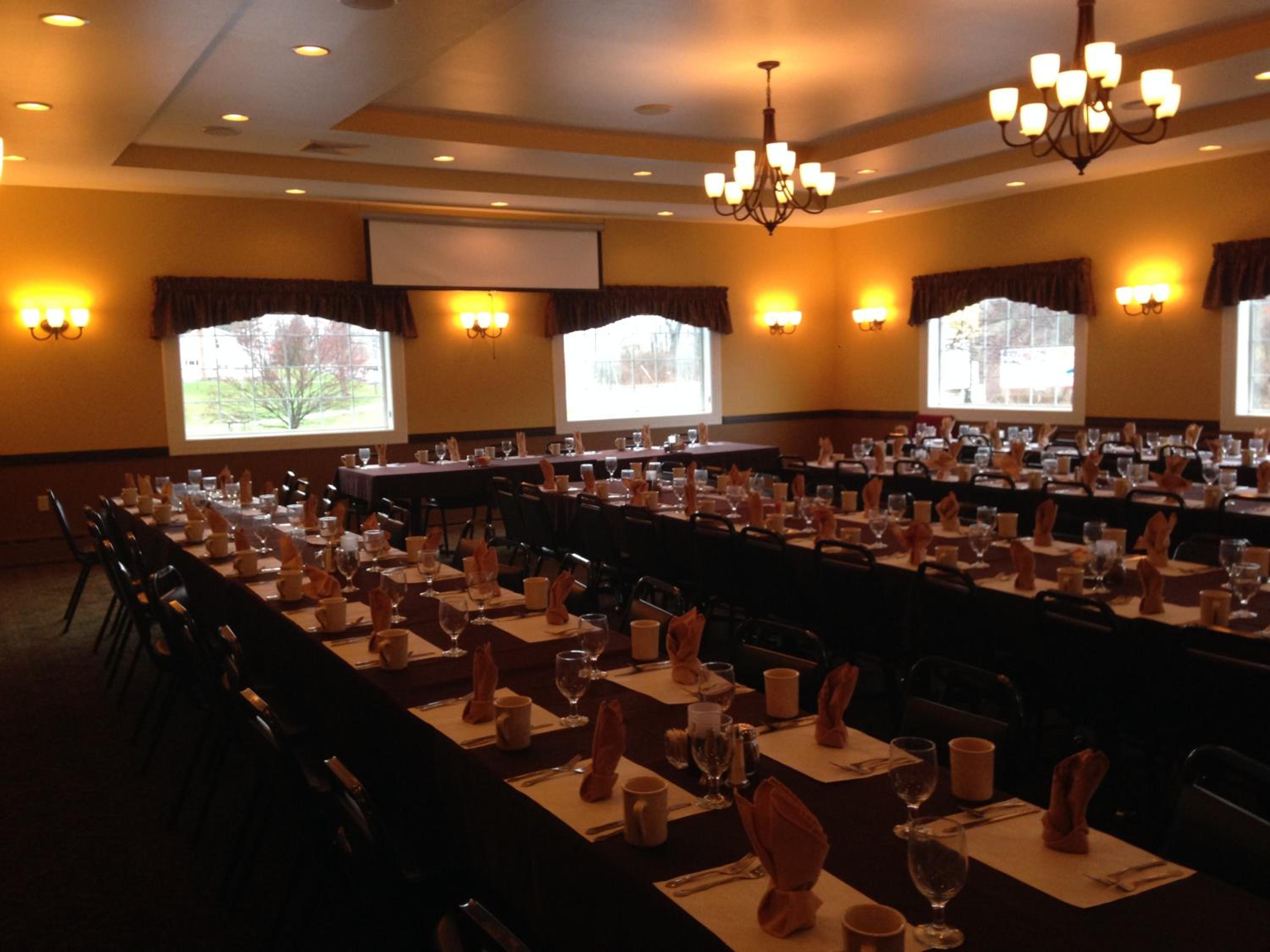 Fred's Inn Restaurant & Lodging
