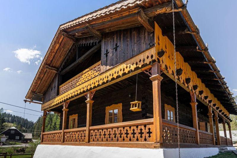 Hotel Wellness drevenica Hájenka Zázrivá - Image 1