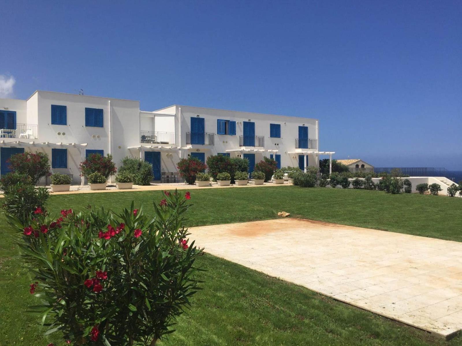 Macari Residence Central Apartment