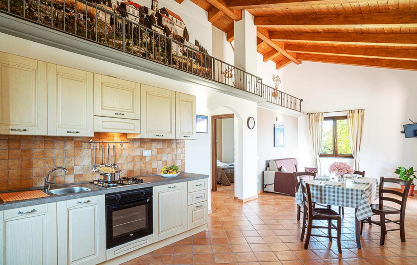 TRE BORGHI view 5