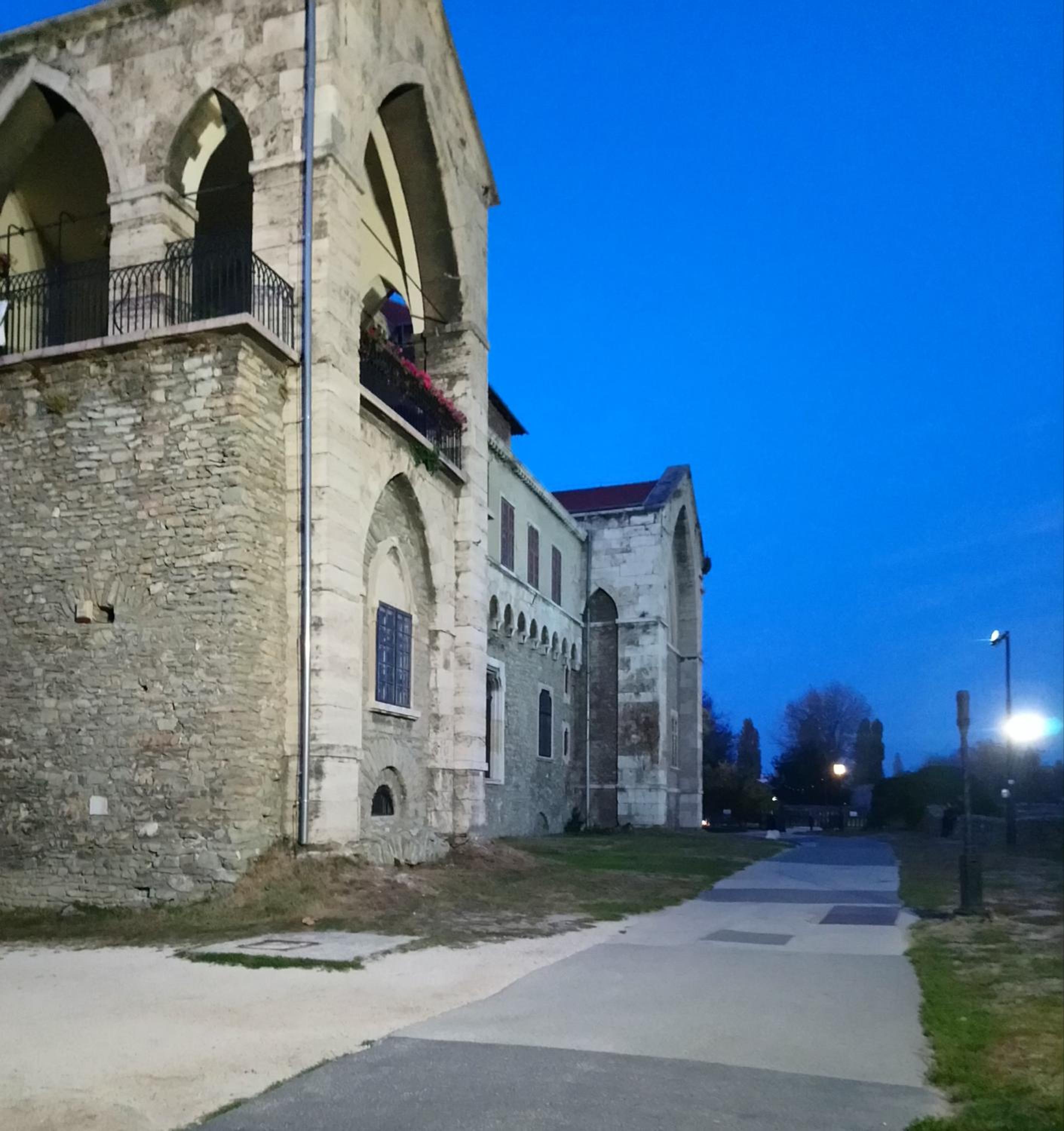 Photo 47