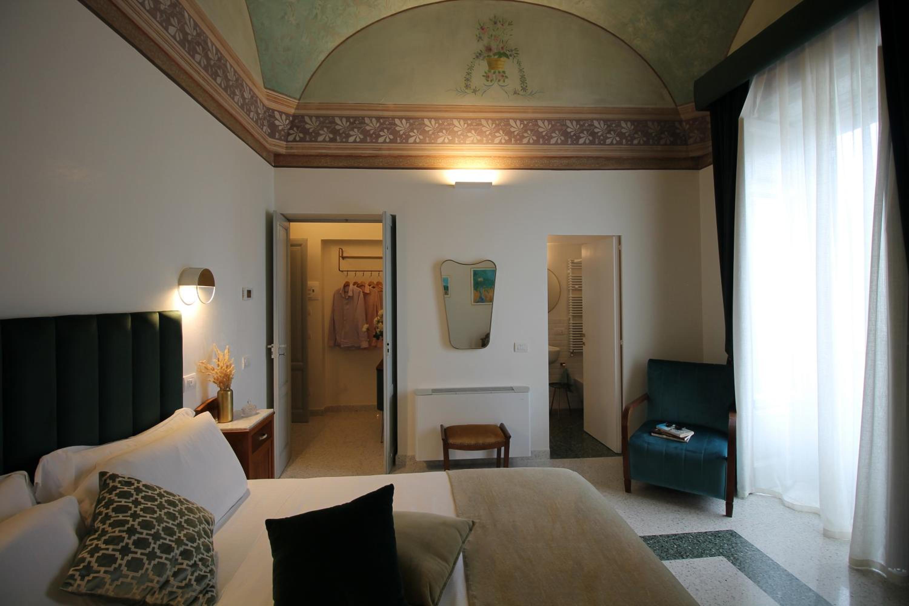 1940 Luxury Accommodations by Wonderful Italy, photo 89