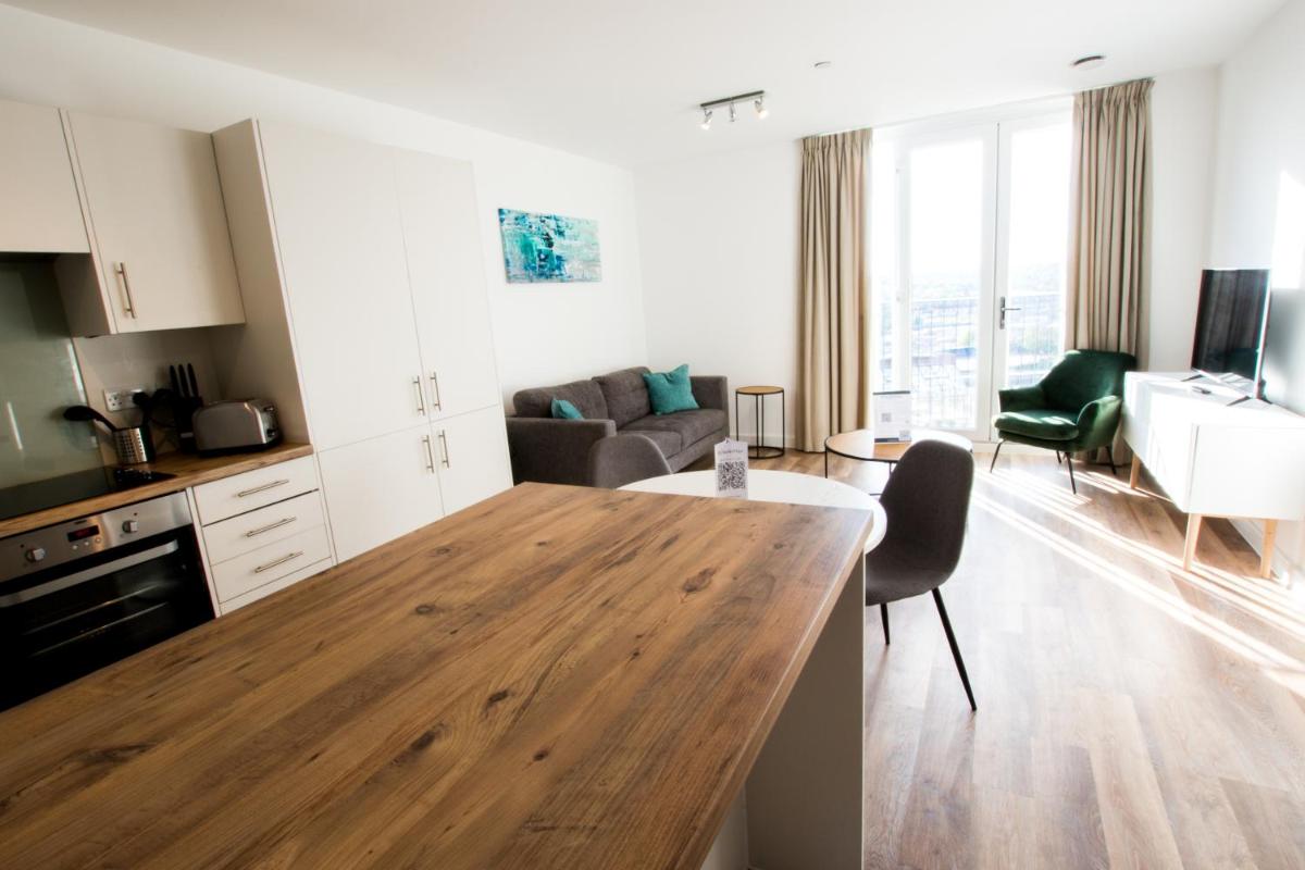 Leicester Vacations - Leicester City Apartments by Charles Hope - Property Image 20