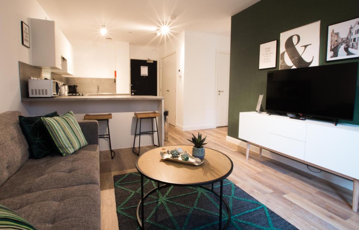 Leicester Vacations - Leicester City Apartments by Charles Hope - Property Image 17