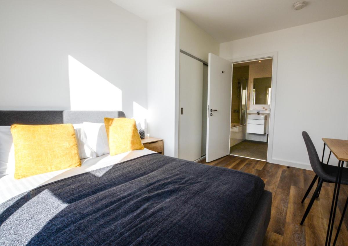 Leicester Vacations - Leicester City Apartments by Charles Hope - Property Image 9