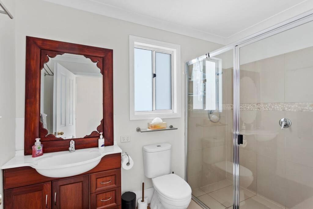 Hillview, a quiet country escape with views. view 2