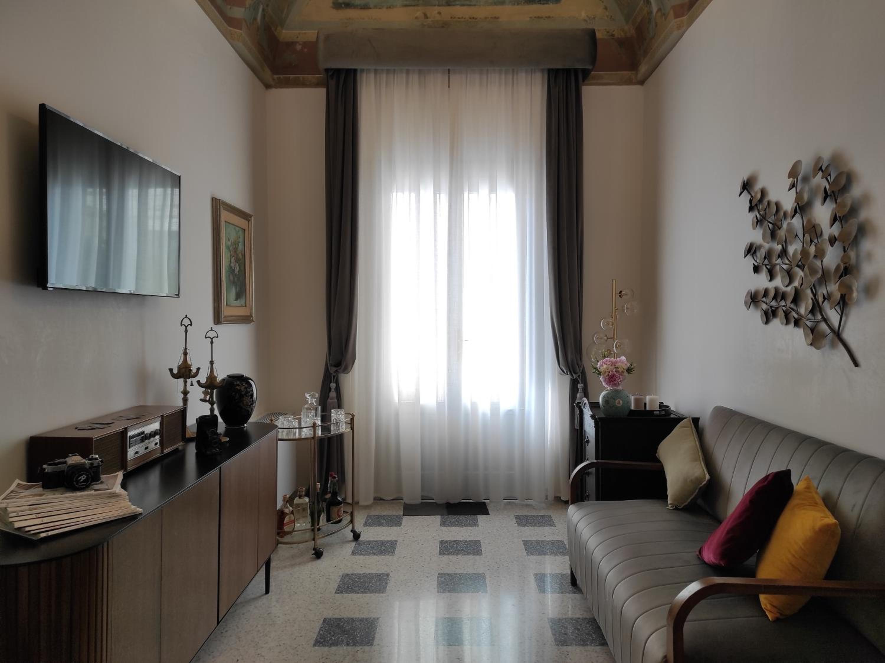 1940 Luxury Accommodations by Wonderful Italy, photo 7
