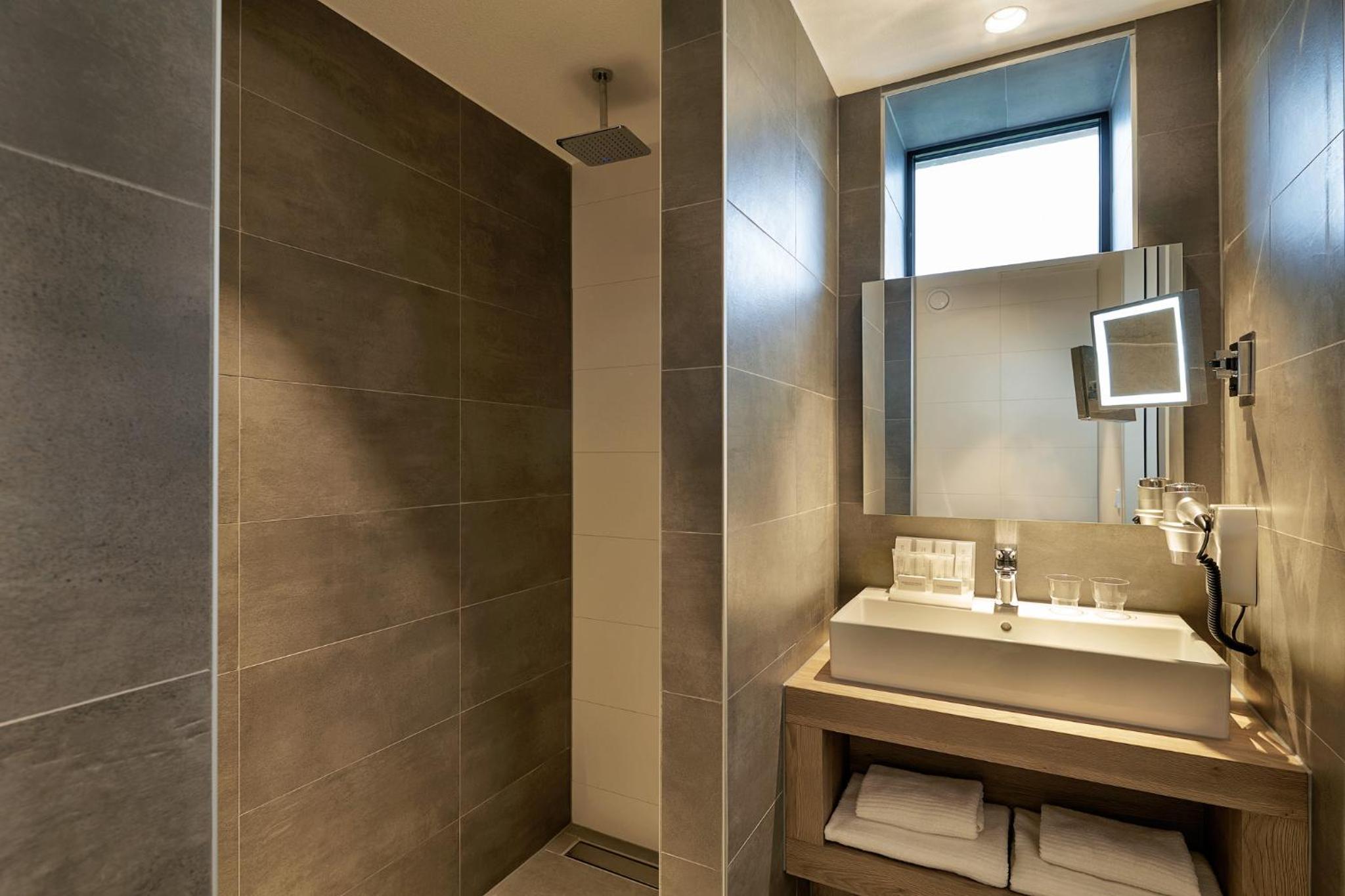 Breda Vacations - Van der Valk Hotel Breda - Property Image 2