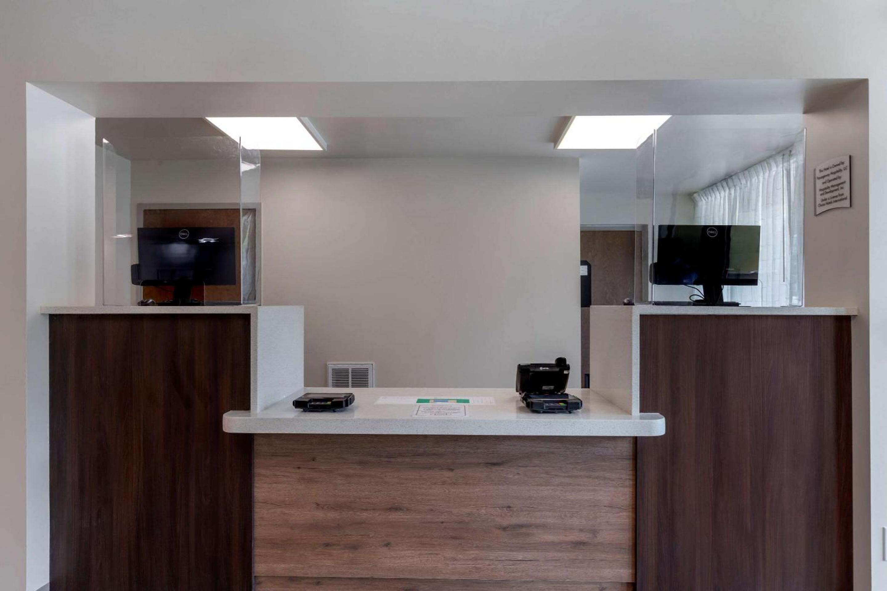 Quality Inn Saint Petersburg North-Tampa Bay - Image 3