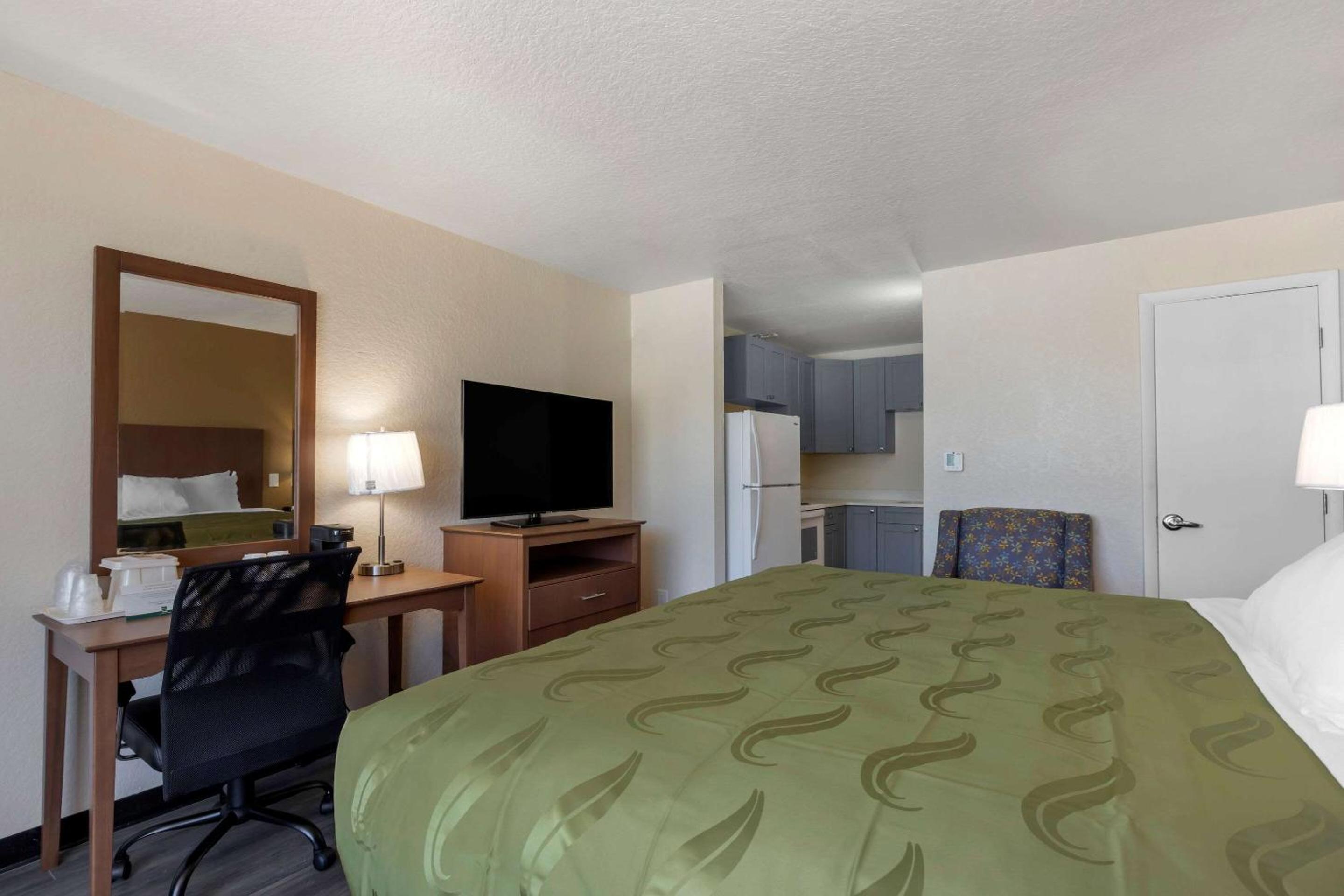 Quality Inn Saint Petersburg North-Tampa Bay