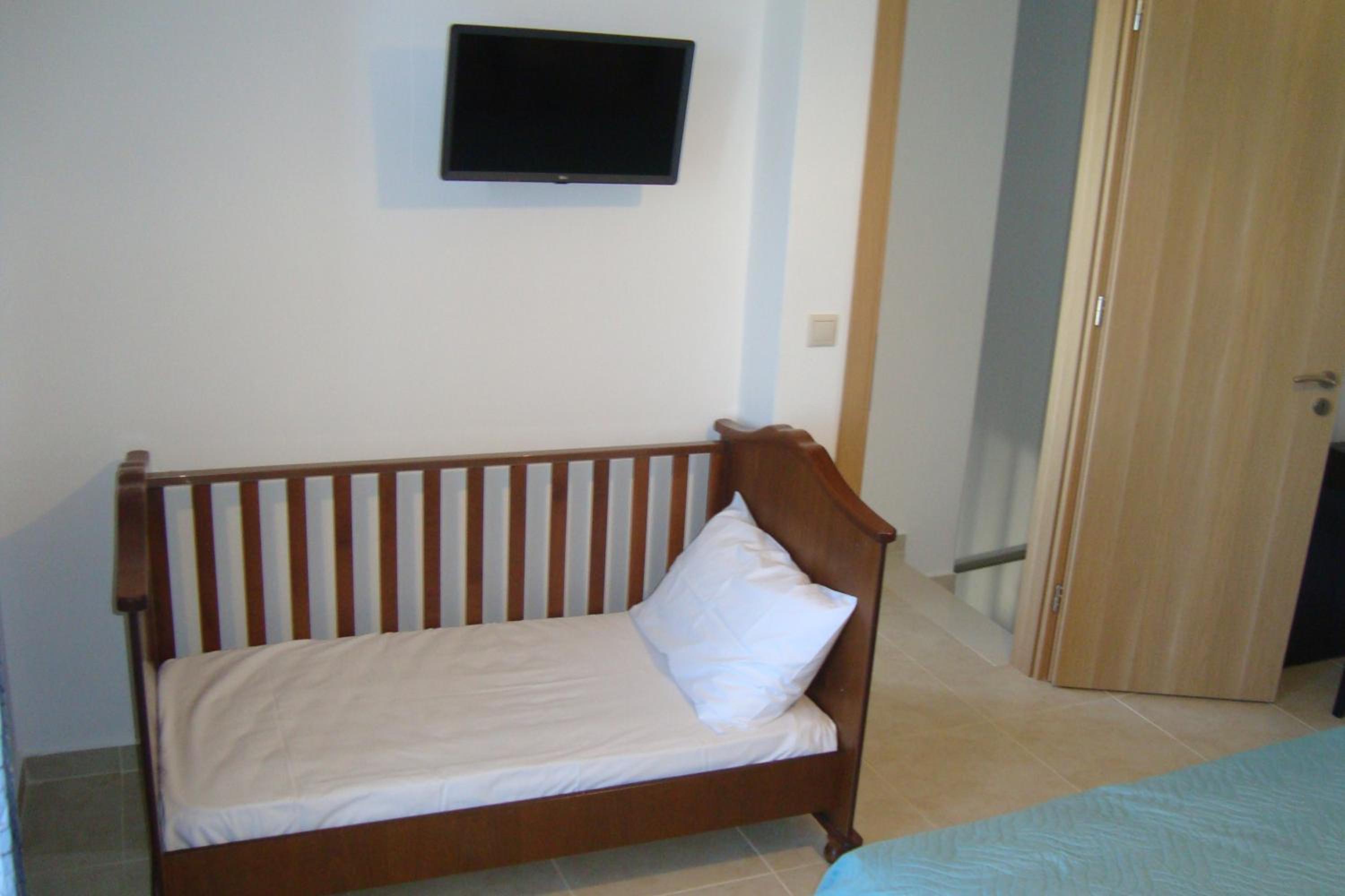 Photo 51