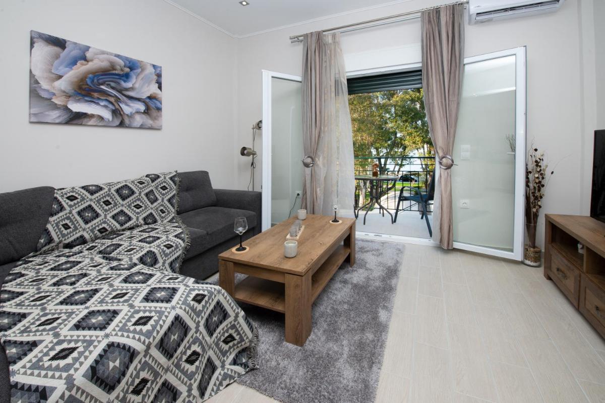 Anastasia s apartment view 5