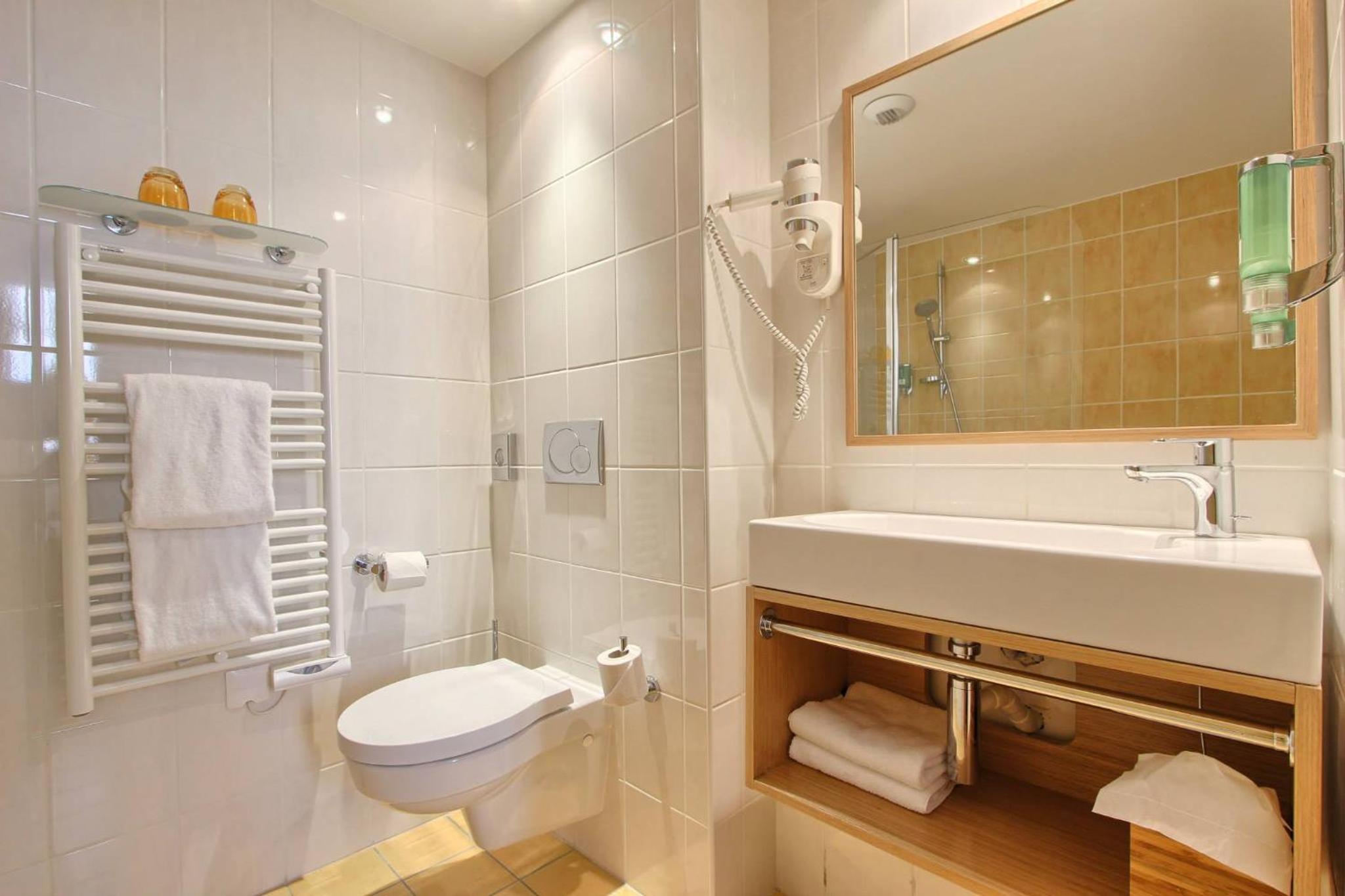 Marseille Vacations - Best Western Hotel du Mucem - Property Image 18