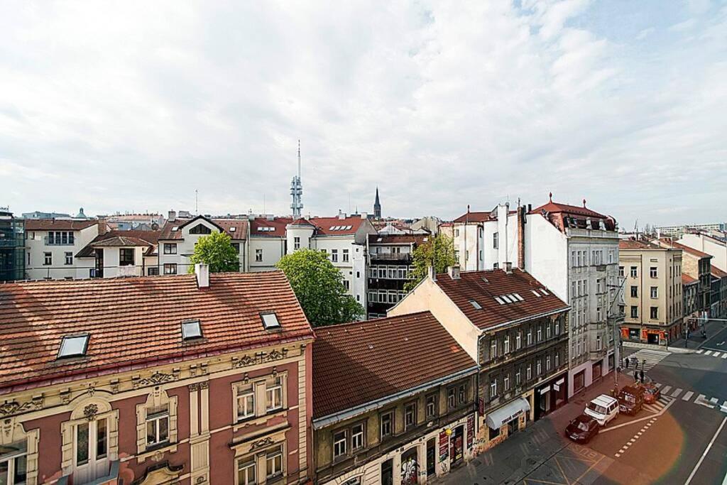 Great Terrace in Big, Central Flat