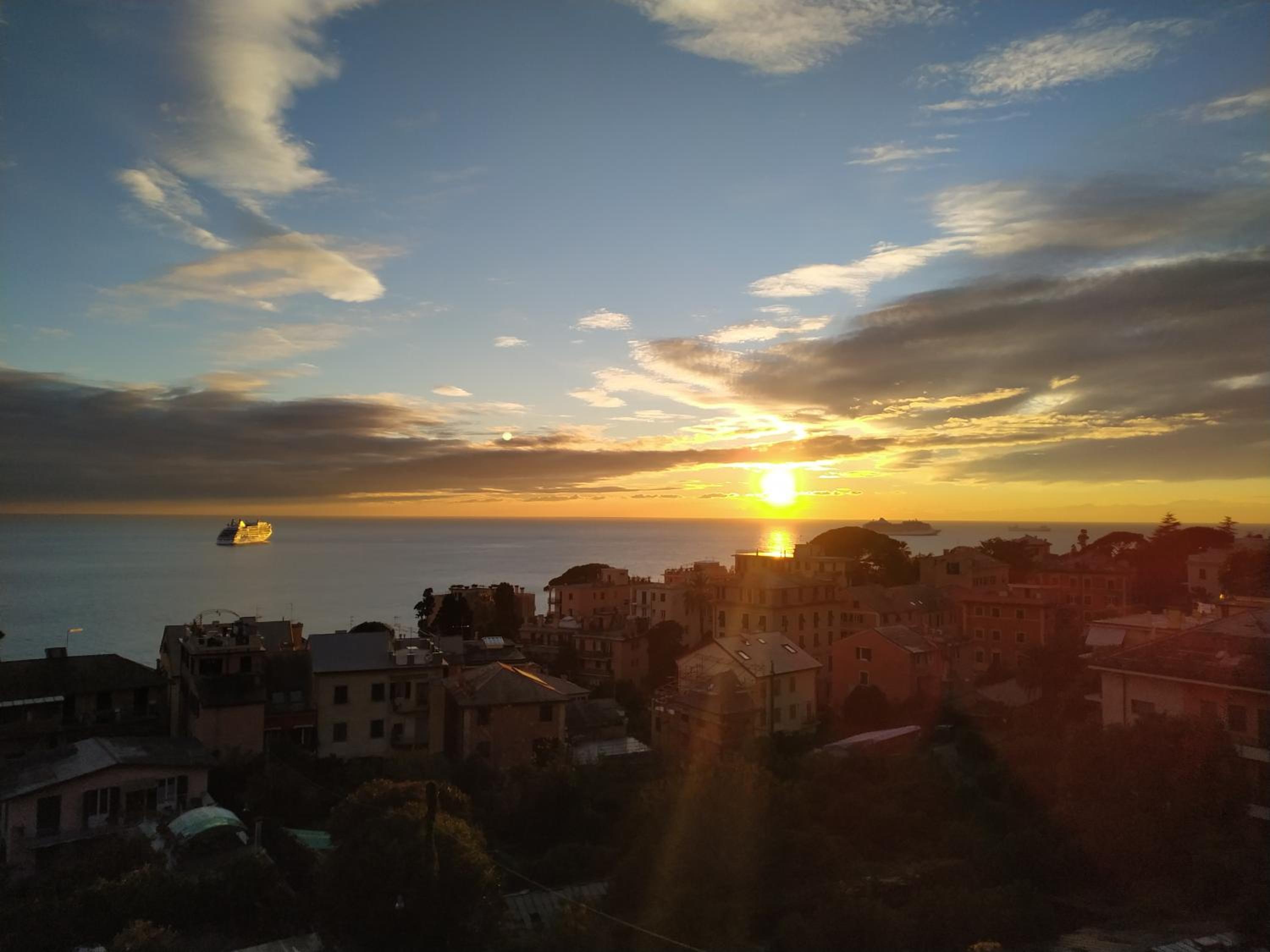 Romantic garden sea view Nervi view 2