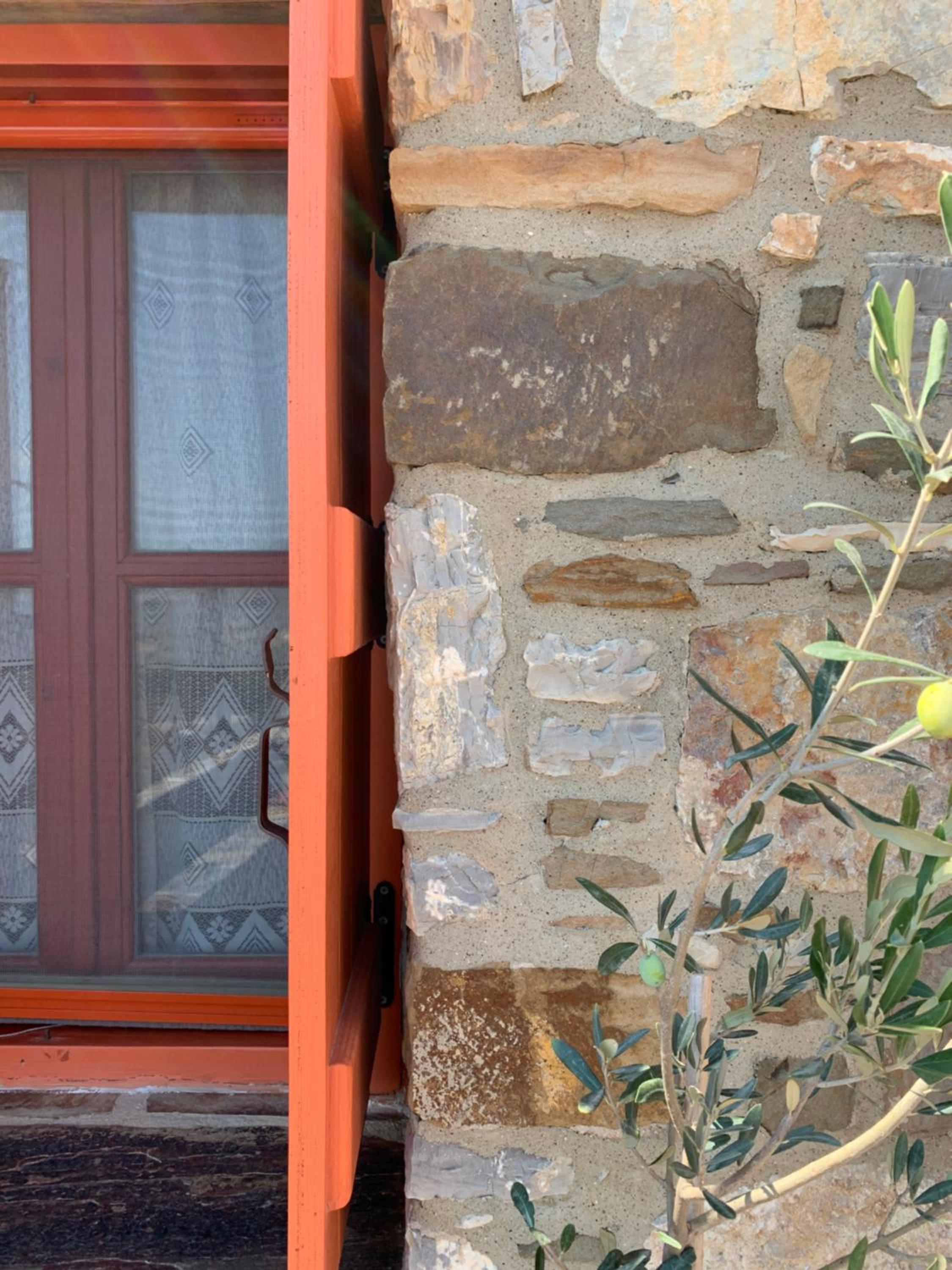 Lithos Homes