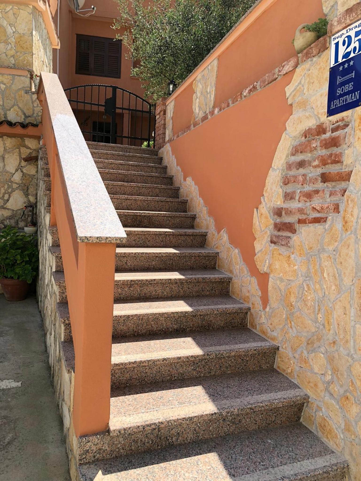 Guesthouse Tariba view 2