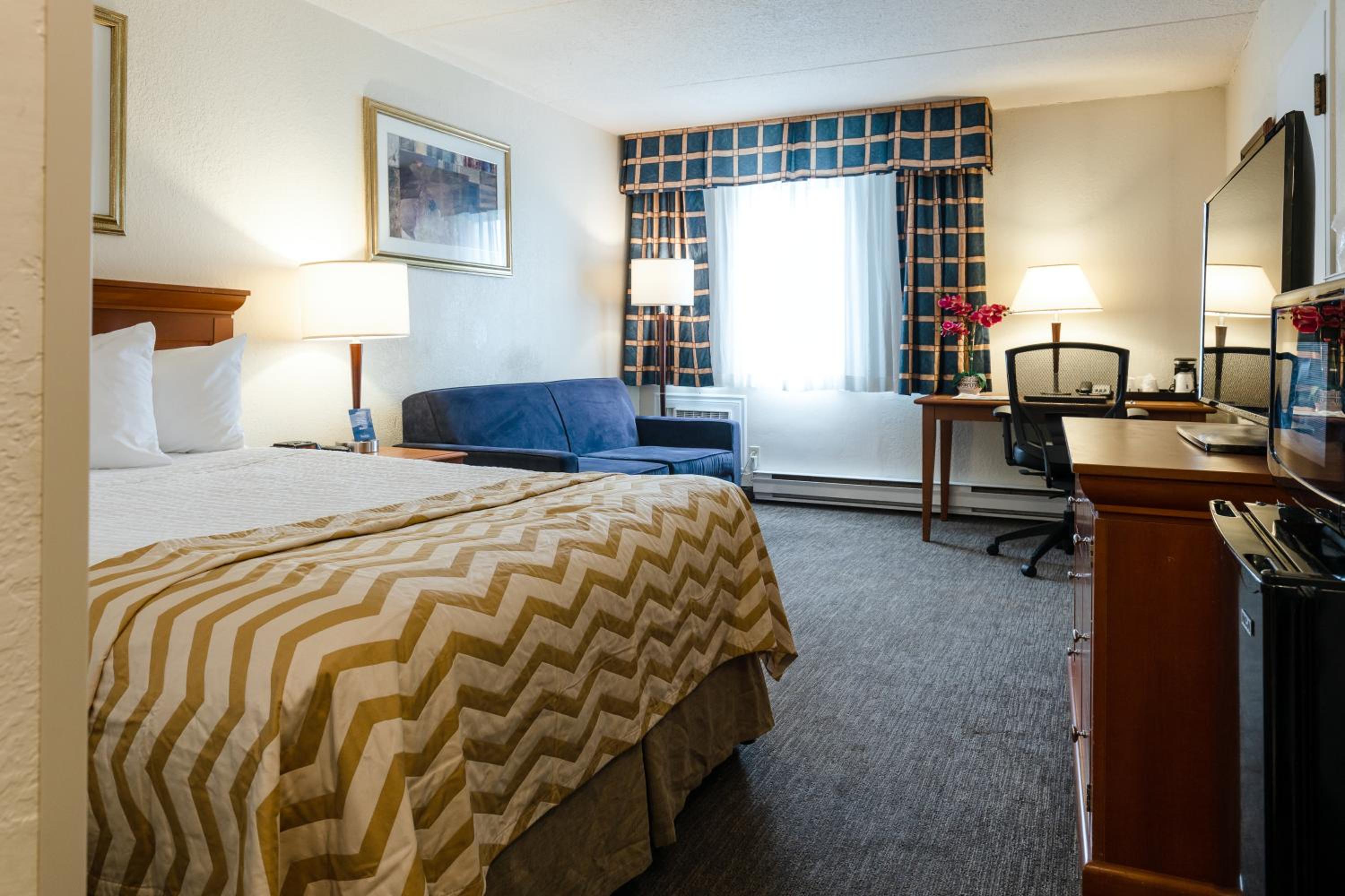 Travelodge by Wyndham Ottawa East