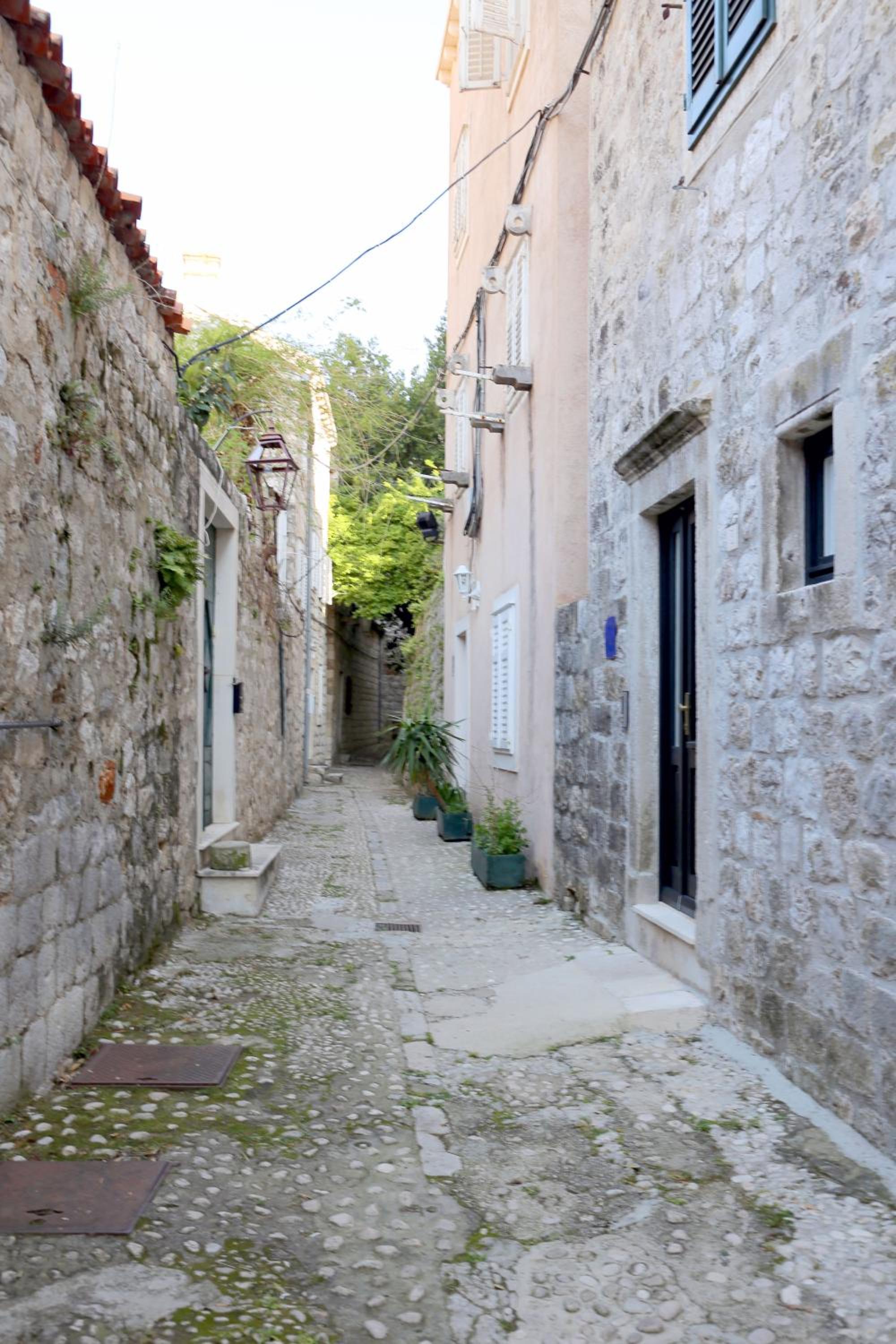 Old Town centar, cozy and quiet modern apartment