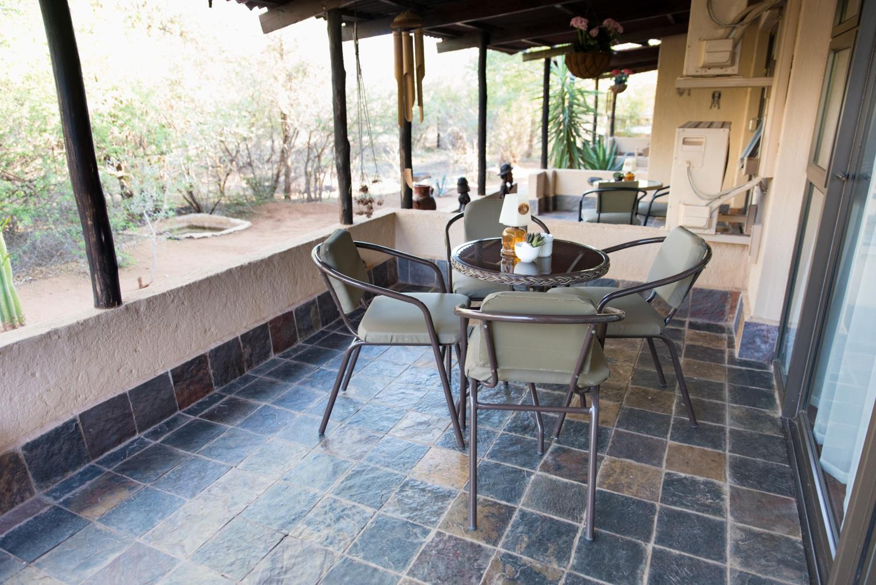 B&B African Rock Lodge