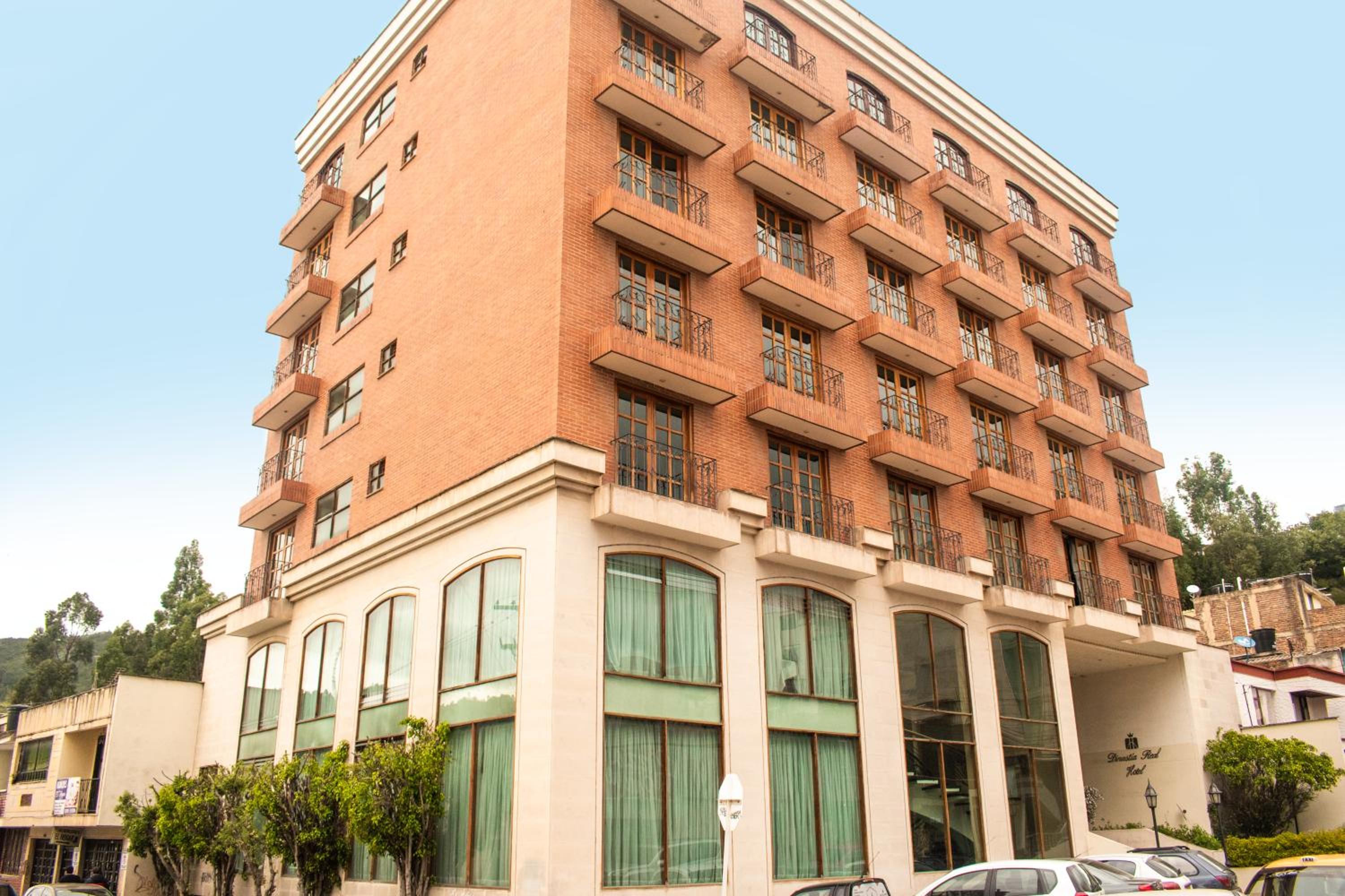 Hotel Dinastia Real - Image 1