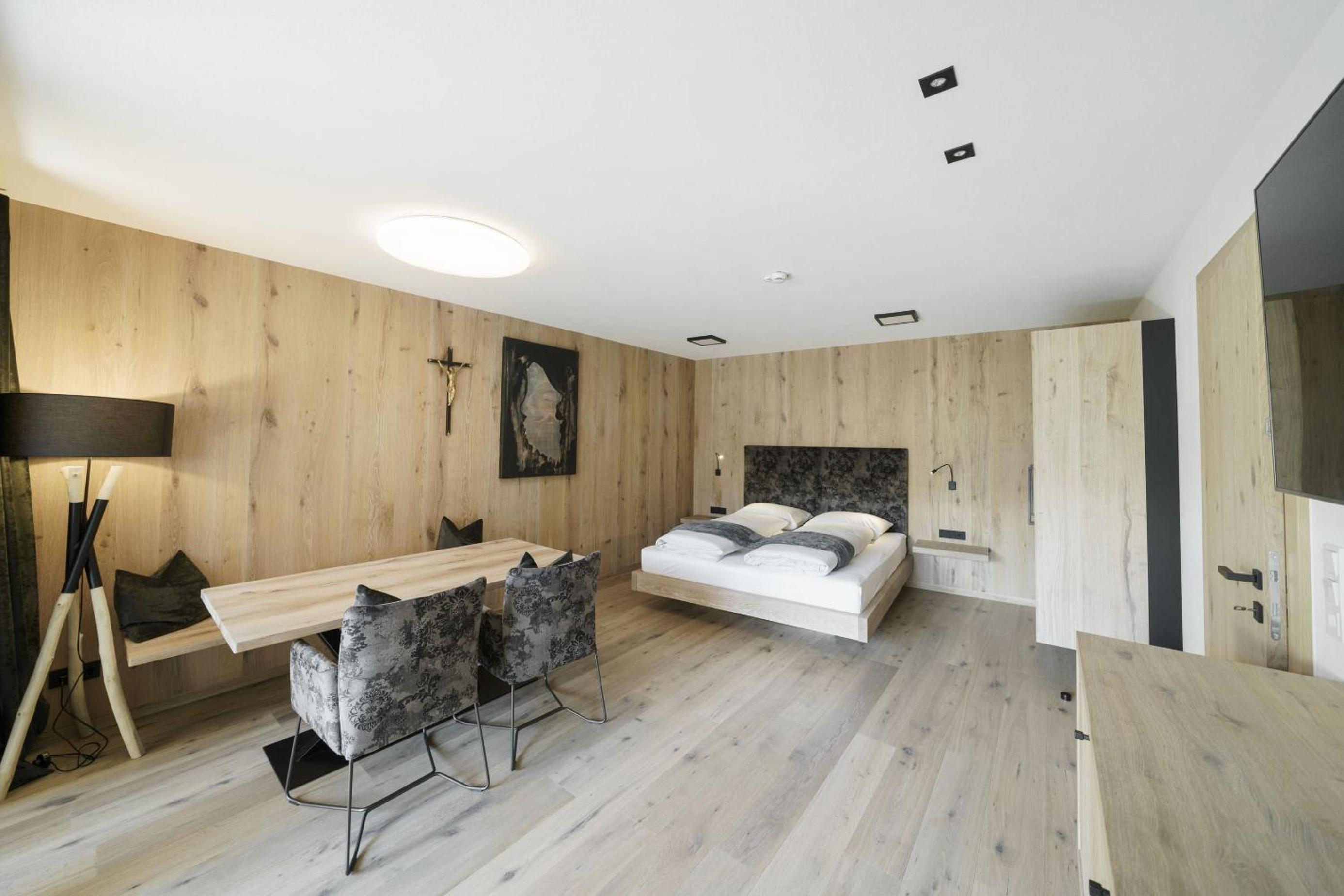 Atelier Garni Astei