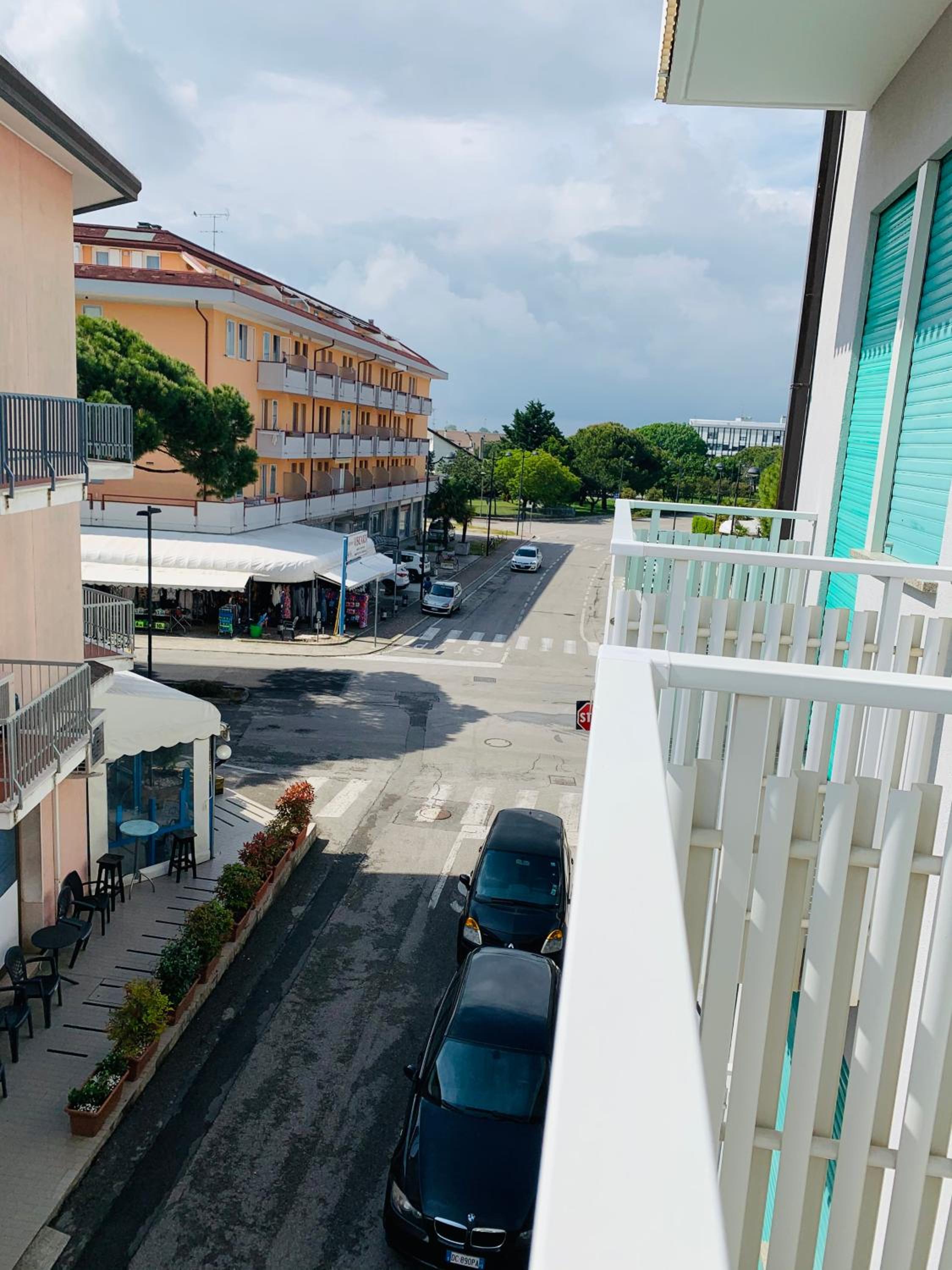 balcony