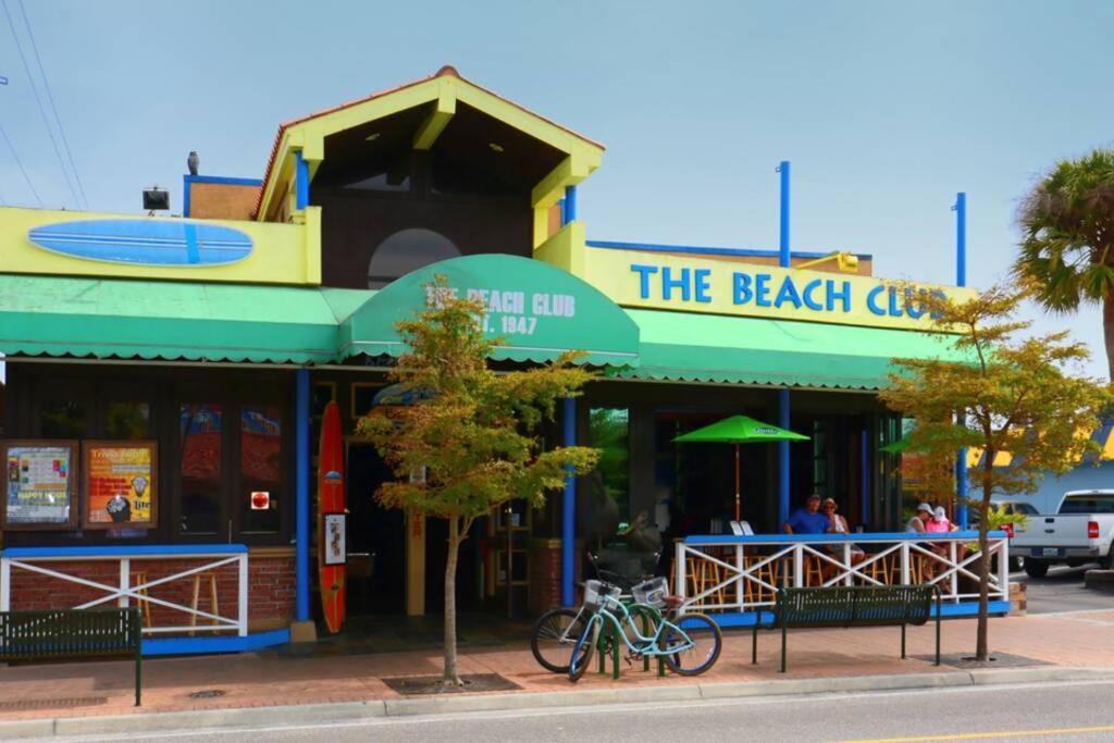 Siesta Key Village-Suite #3: A Block to the Beach! view 3