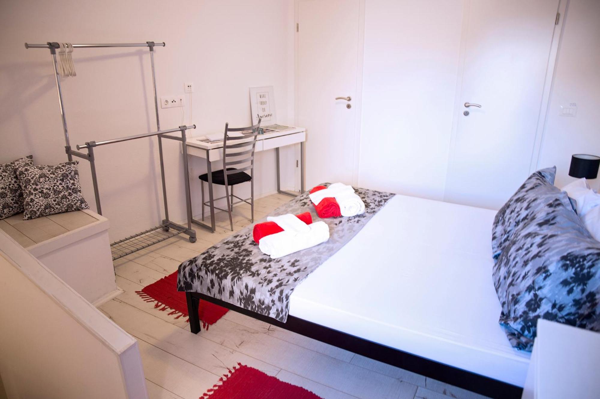 Old Town centar, cozy and quiet modern apartment