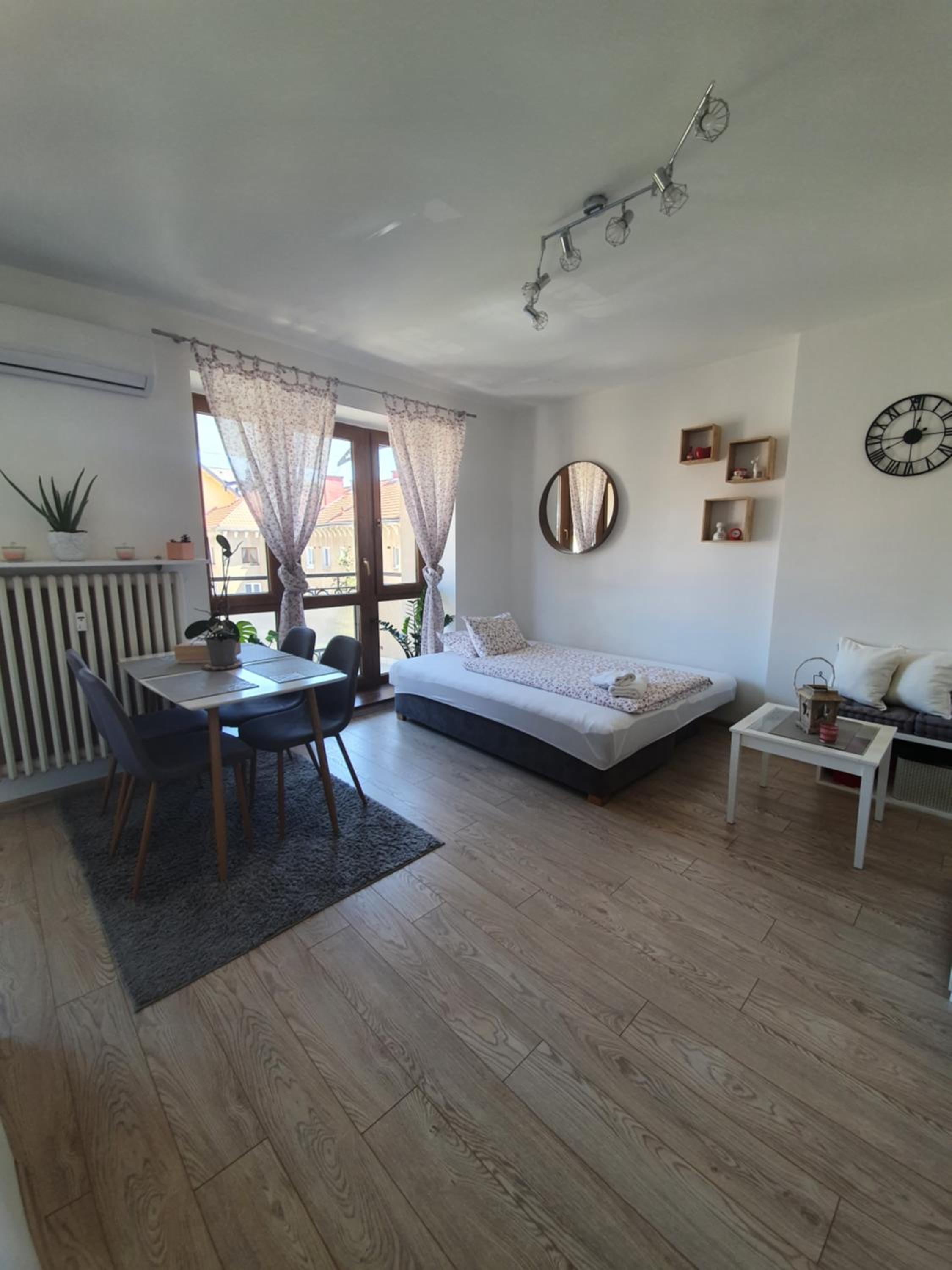 Emily Apartment