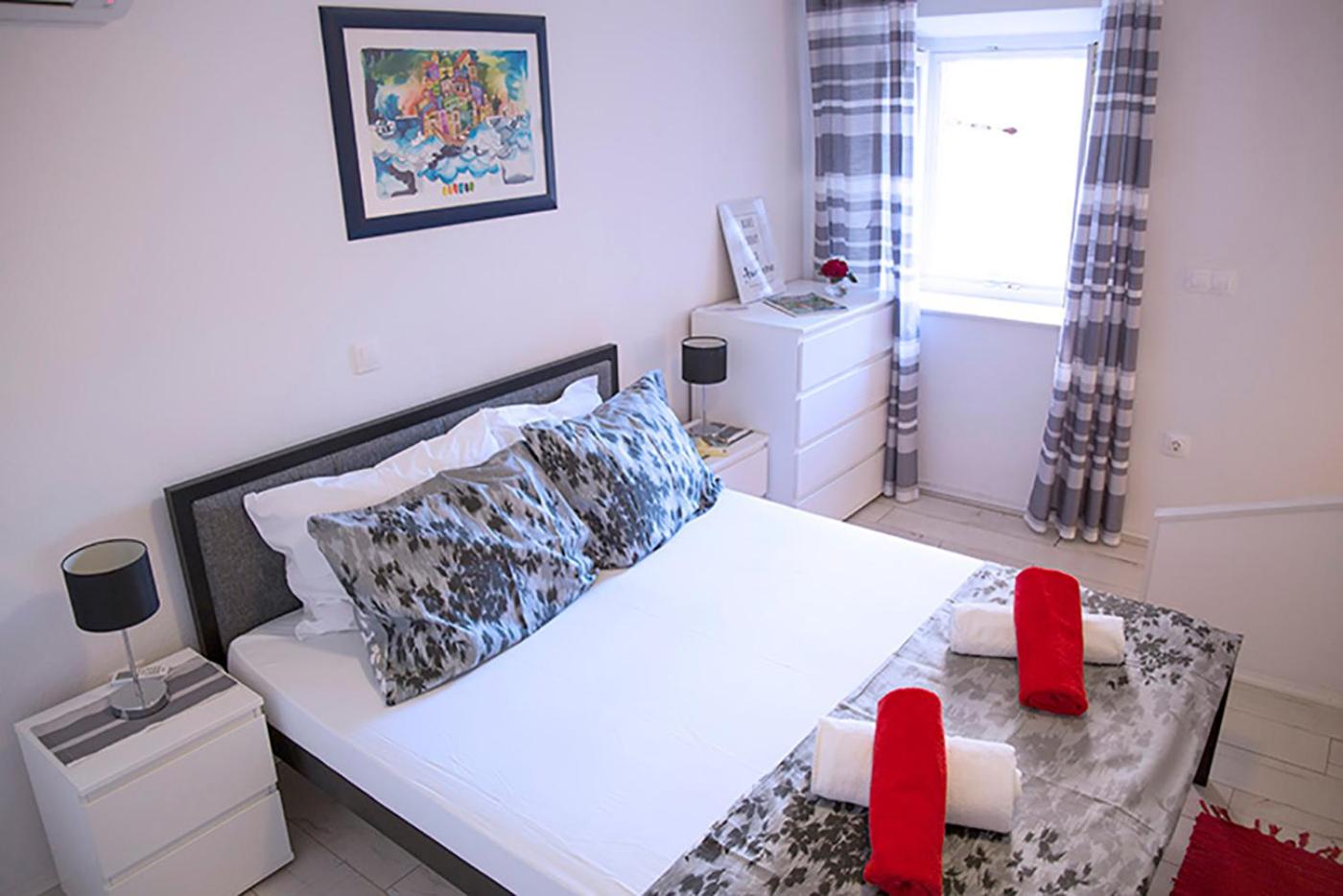 Old Town centar, cozy and quiet modern apartment