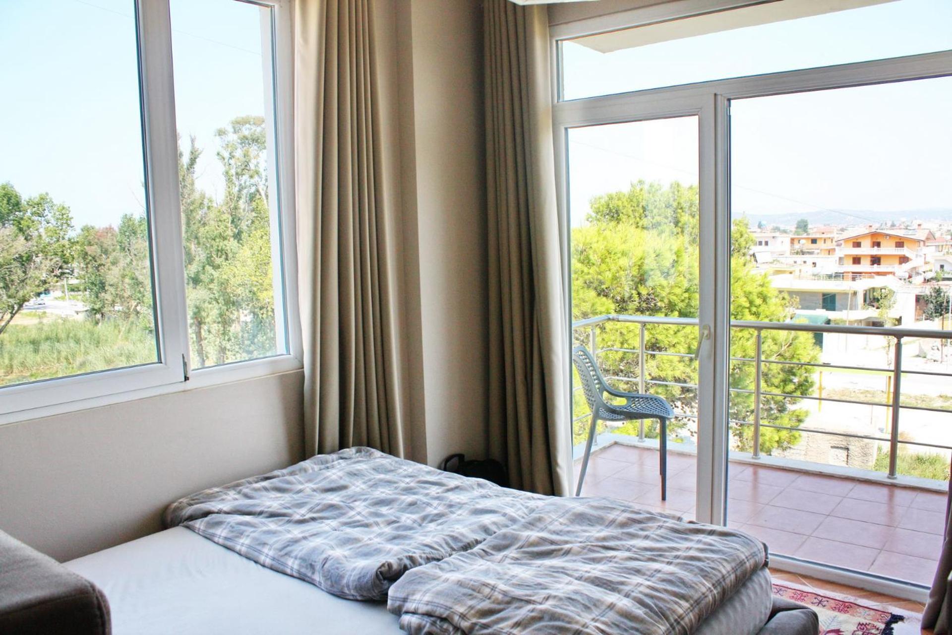 Eirik's beachfront apartments & penthouse