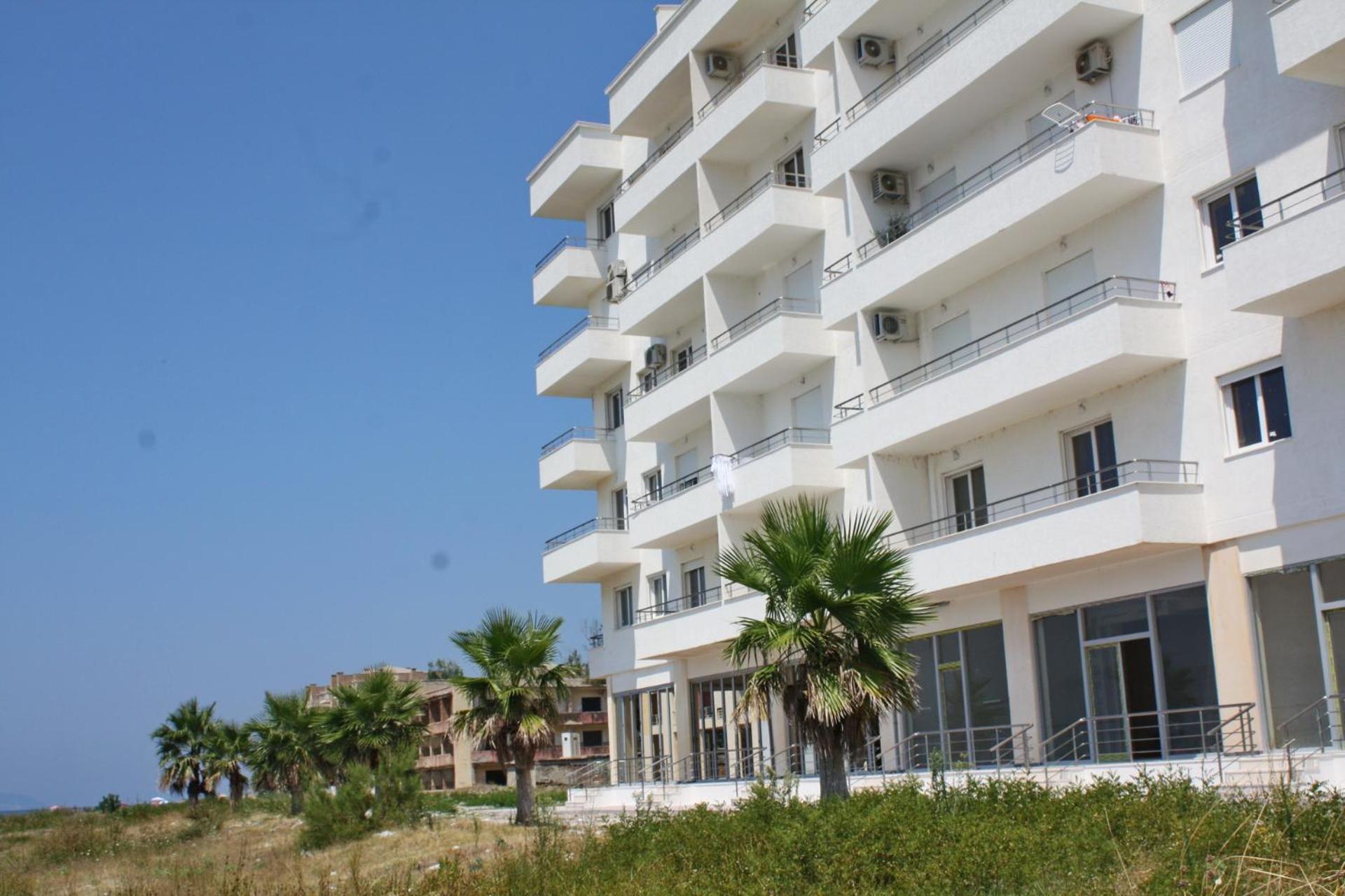 Eirik's beachfront apartments & penthouse