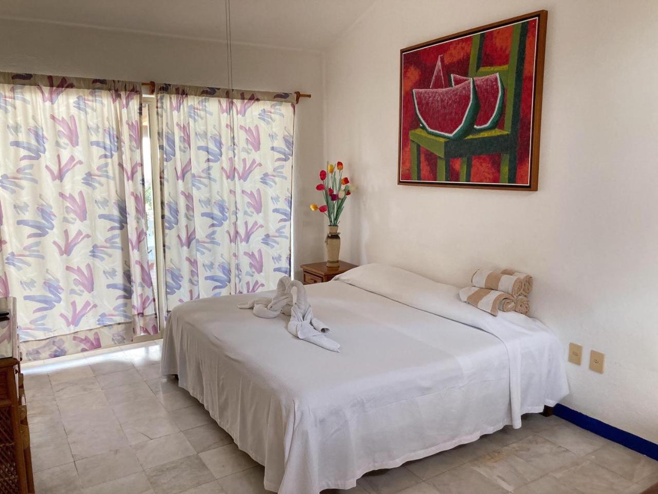 Aca Suites Ixtapa