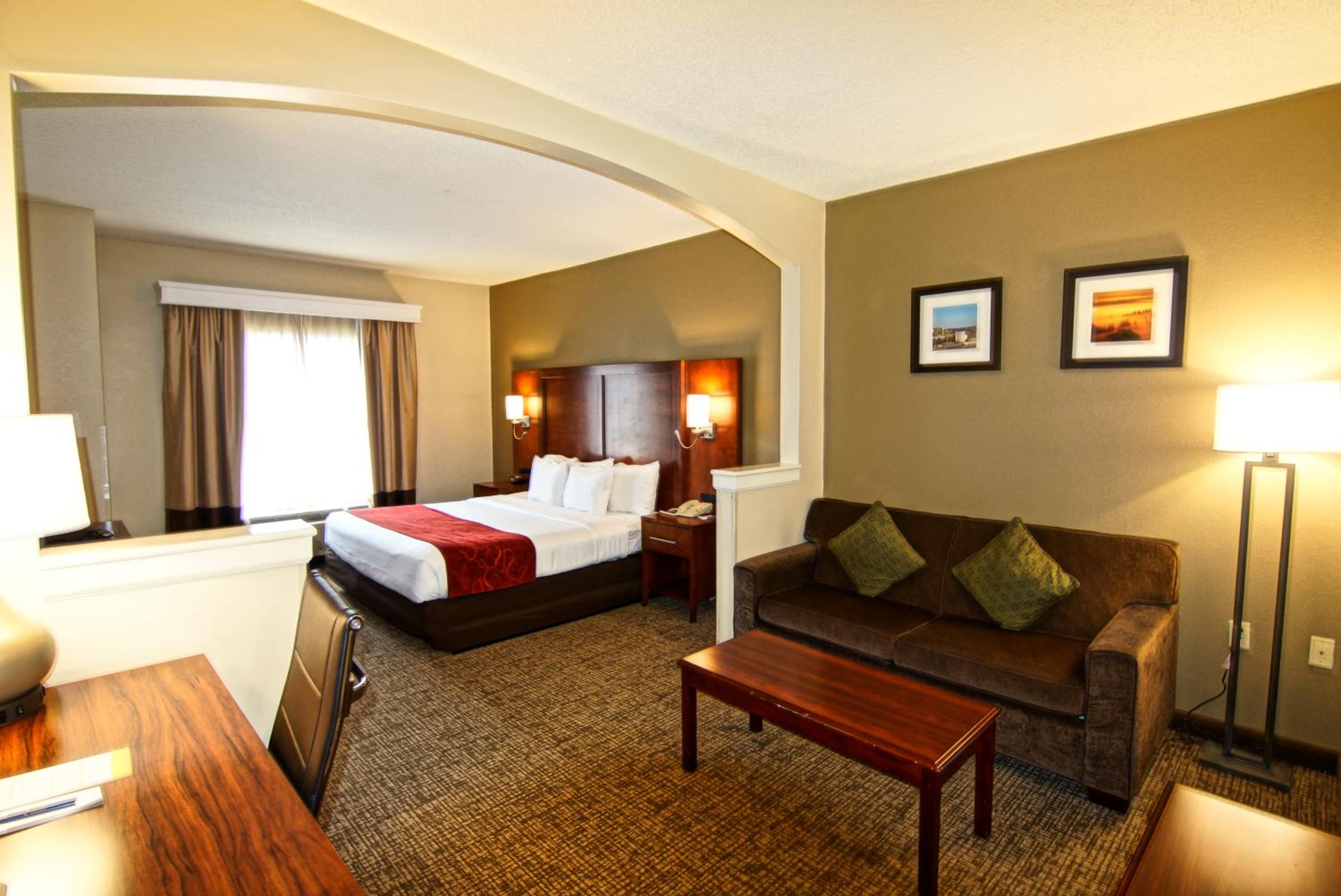Comfort Suites Near University, Foto 35