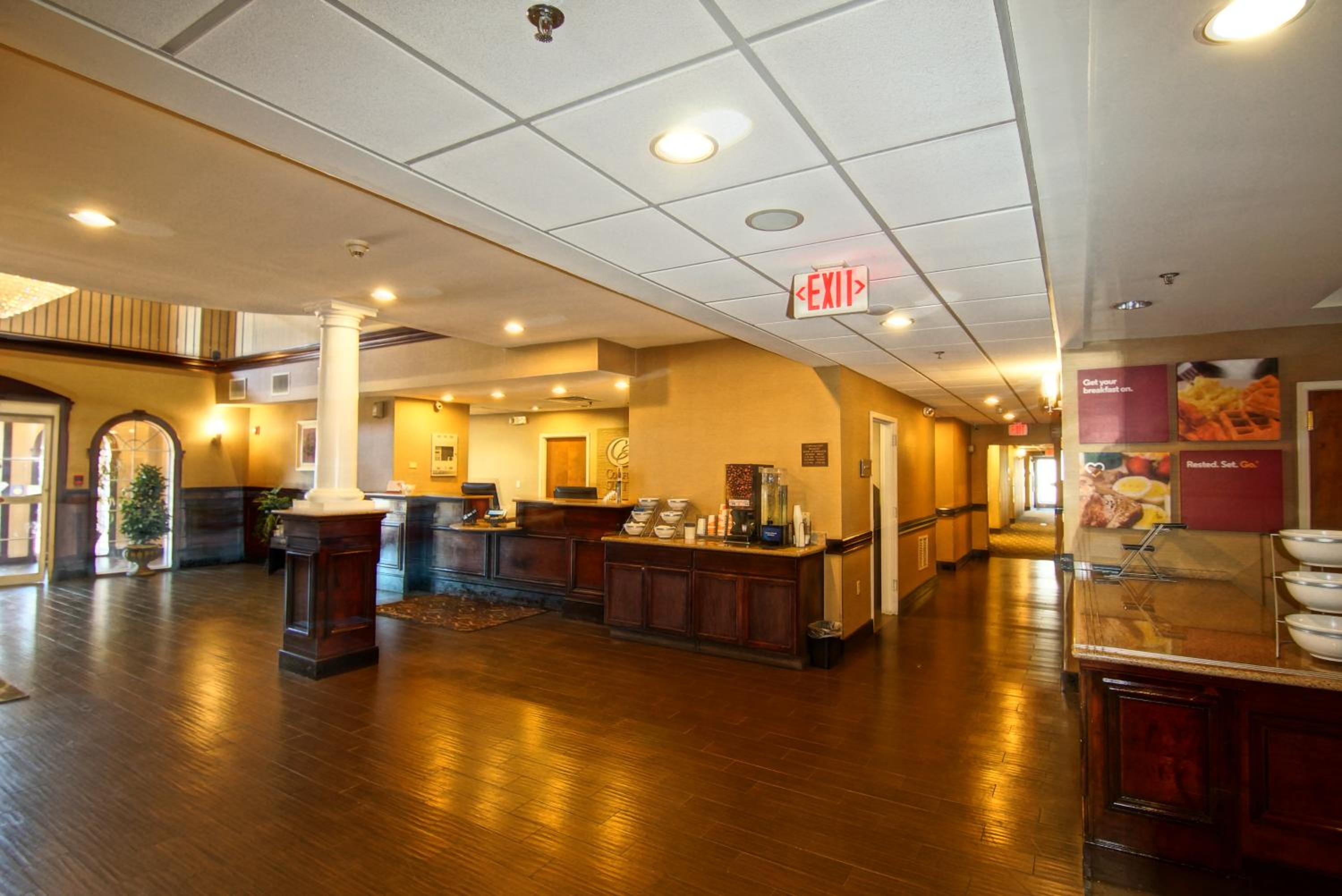 Comfort Suites Near University, Foto 32