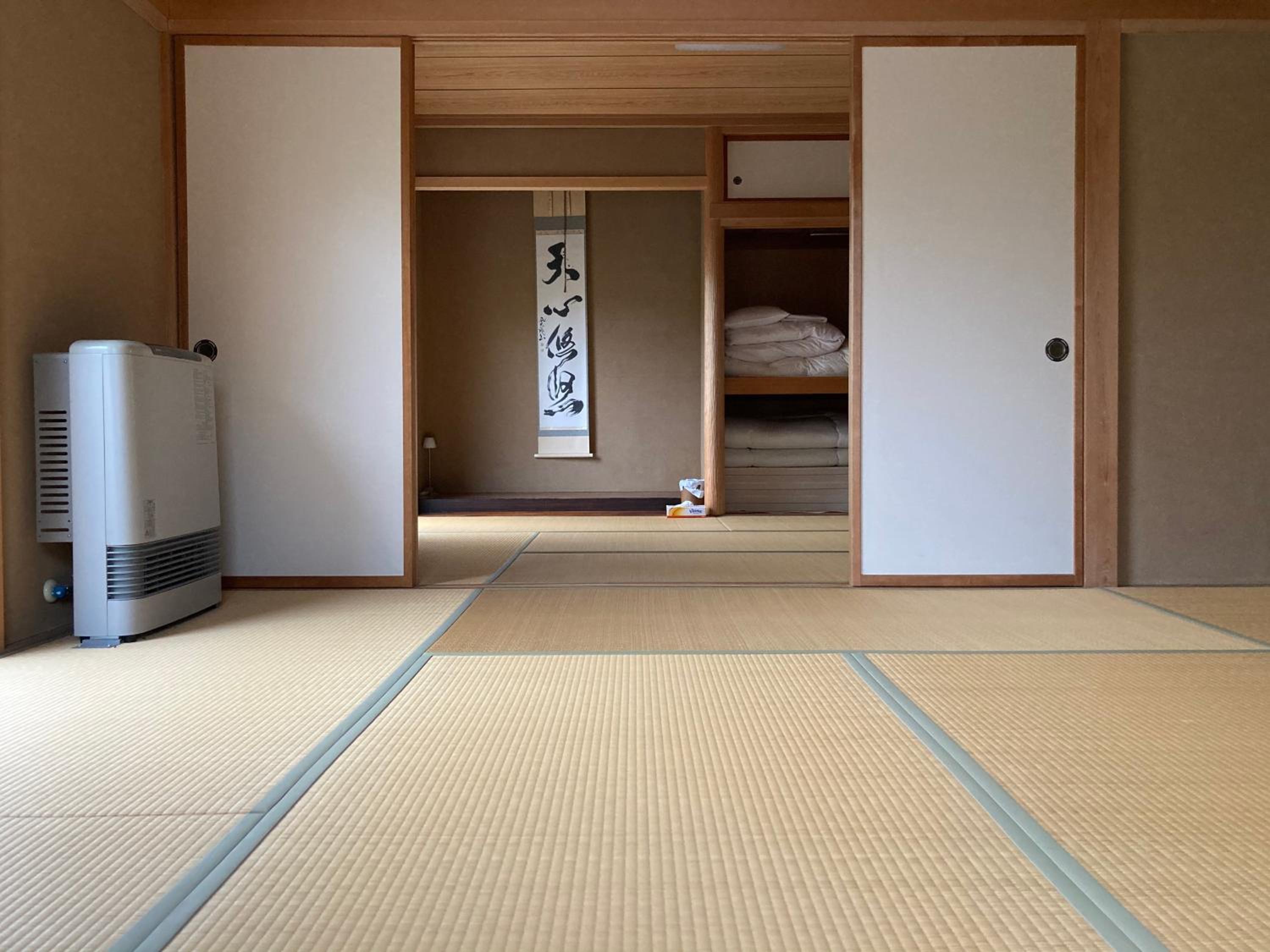 Yatsugatake Cottage