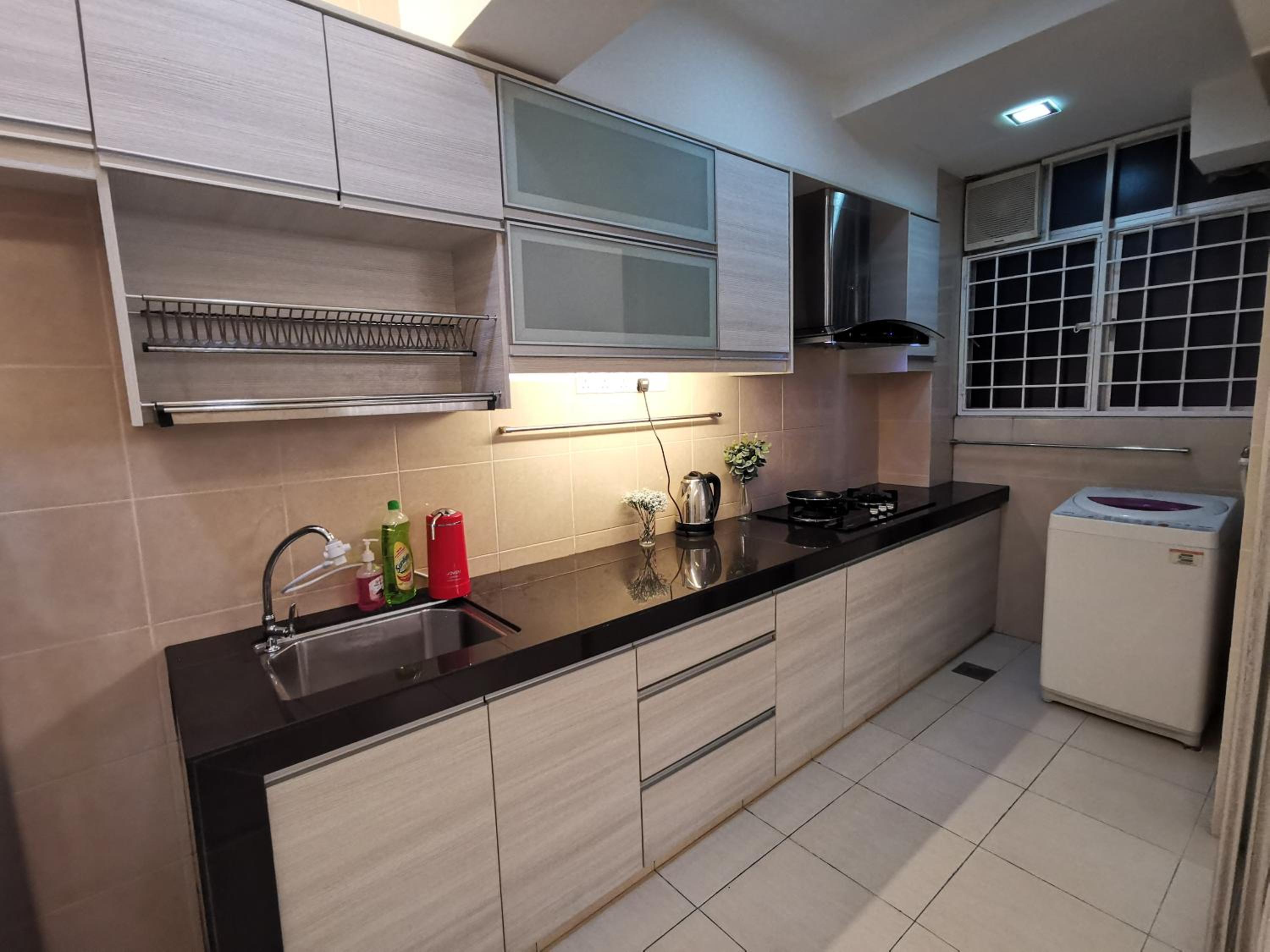 Menjalara Kepong Desapark & MITEC 中文房东- B16
