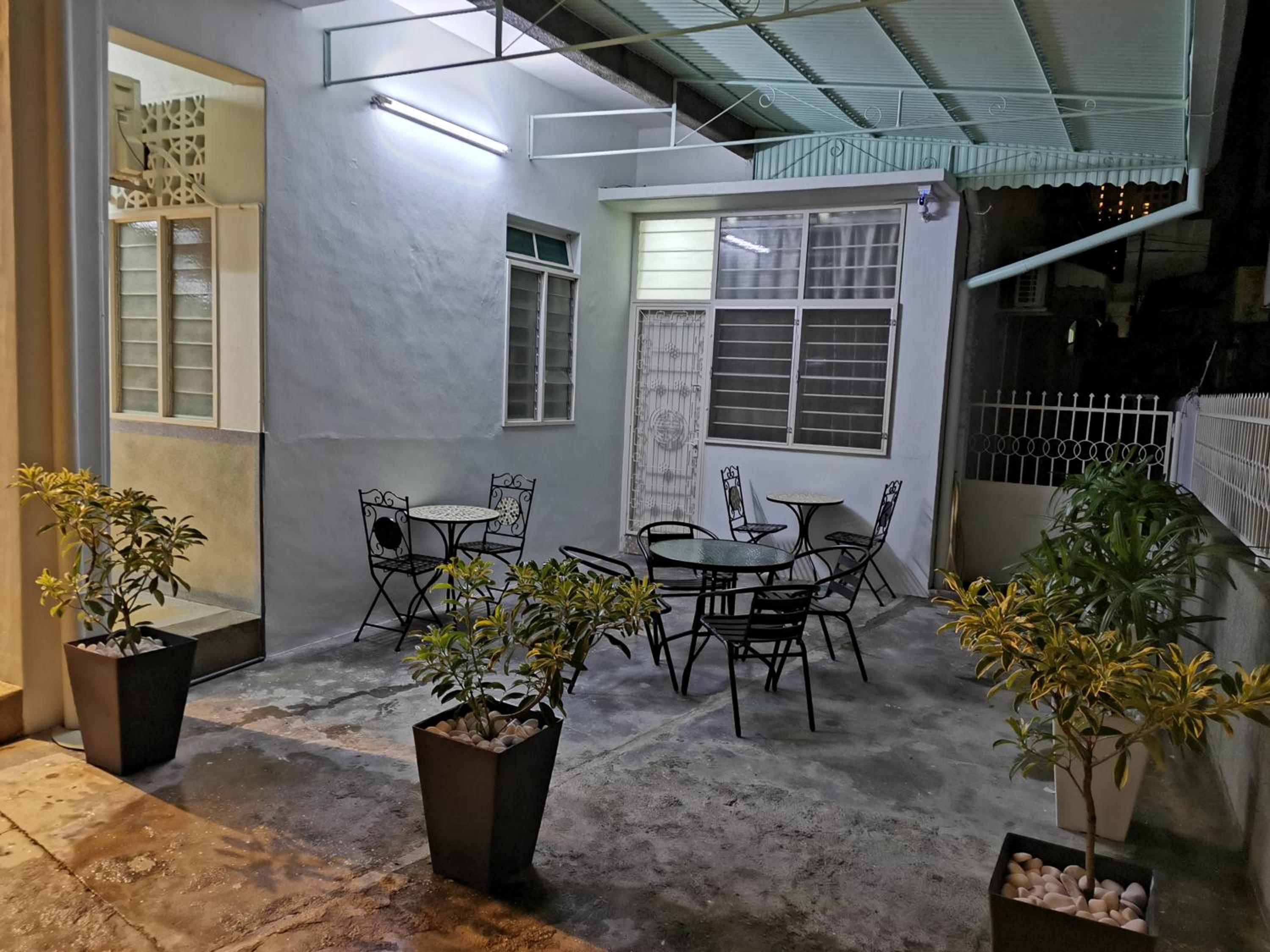 G Fortune Guest House Victoria Green photo 7