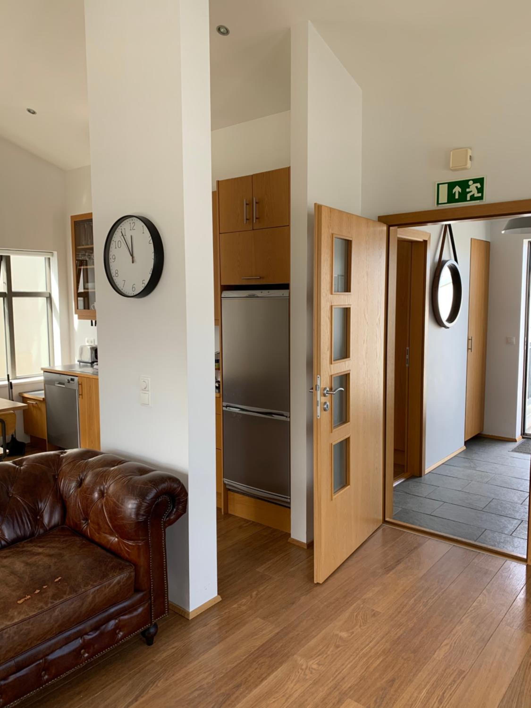 Mengi Apartments