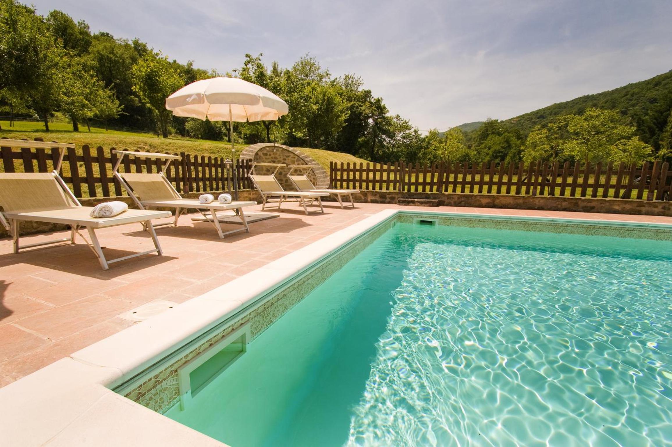 Il Mulino - beautiful, family-friendly Tuscan villa with fenced pool view 3