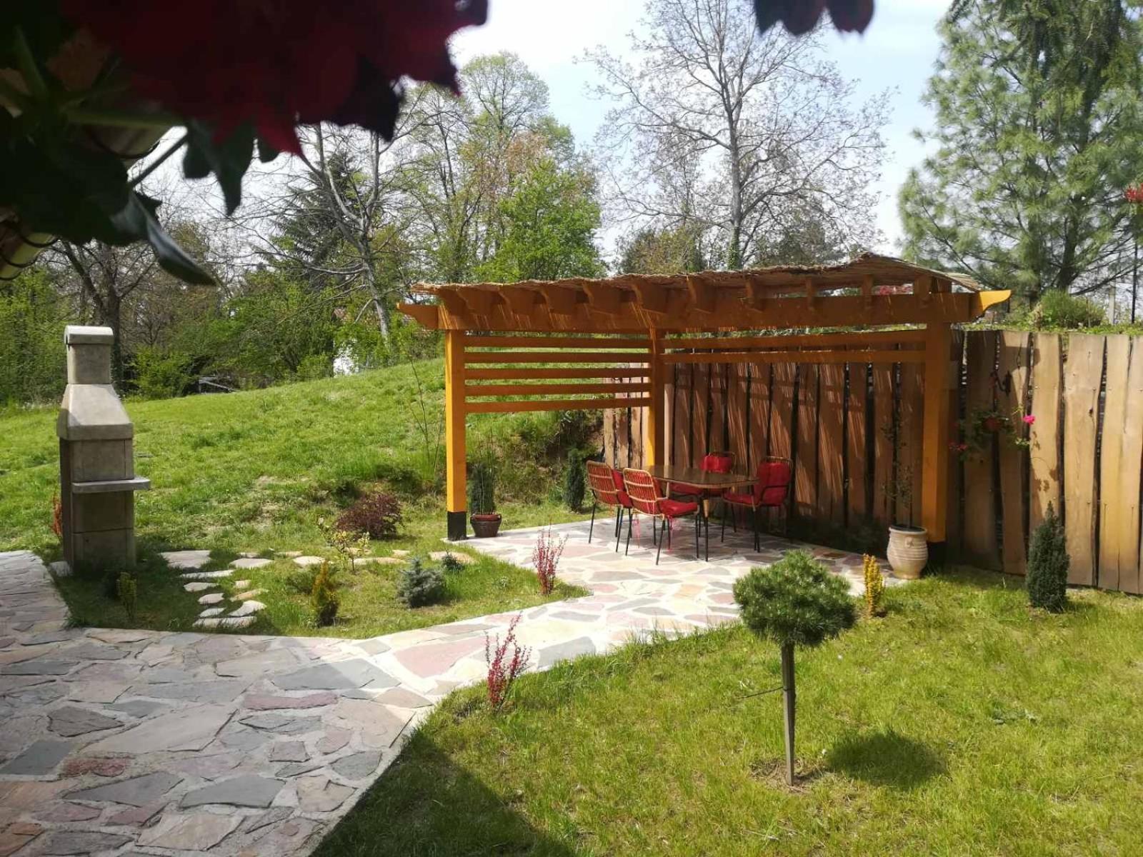 Brvnara kraj Dunava Zelena Oaza view 2