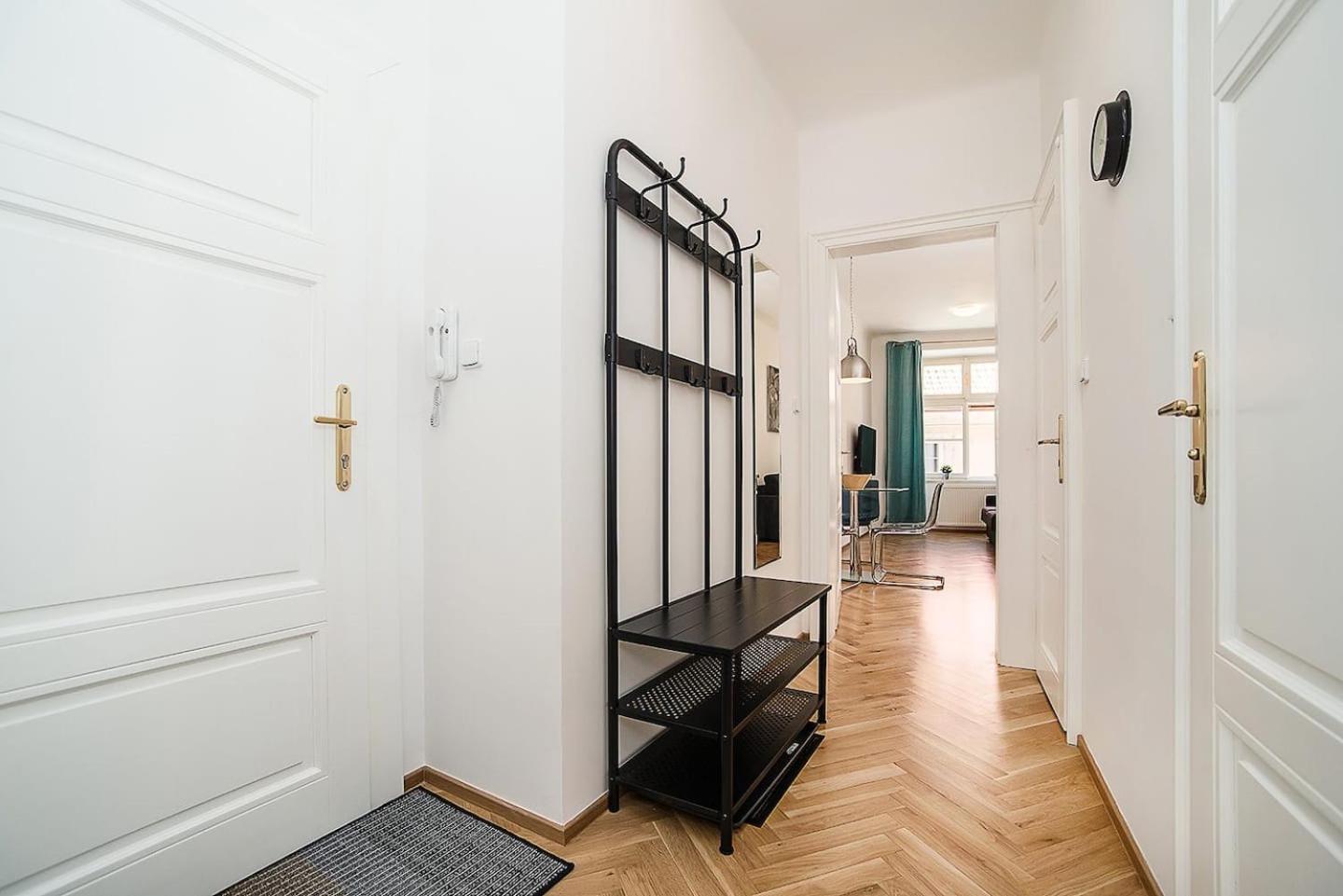 Newly renovated 1-bed apartment at Charles Bridge