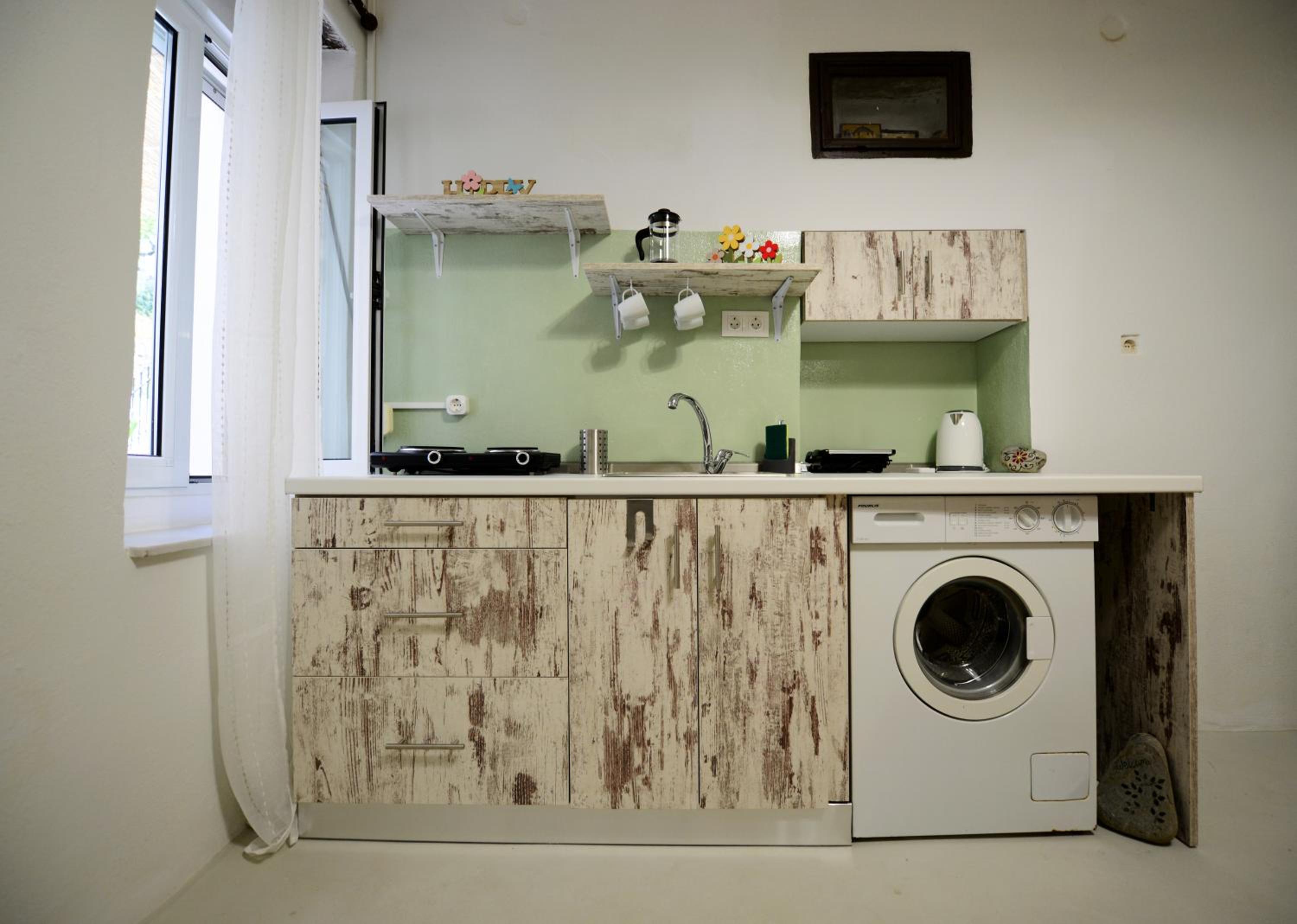 Photo 16