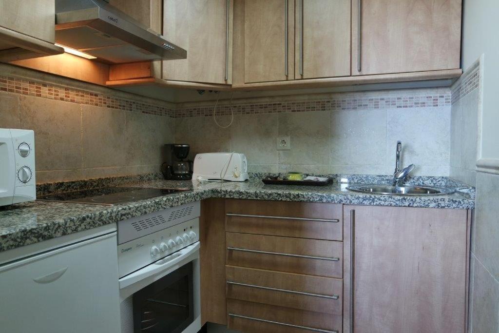 Los Albatros at Isla Canela - Modern, spacious apartment with sea views, air conditioning, wifi and pool view 4