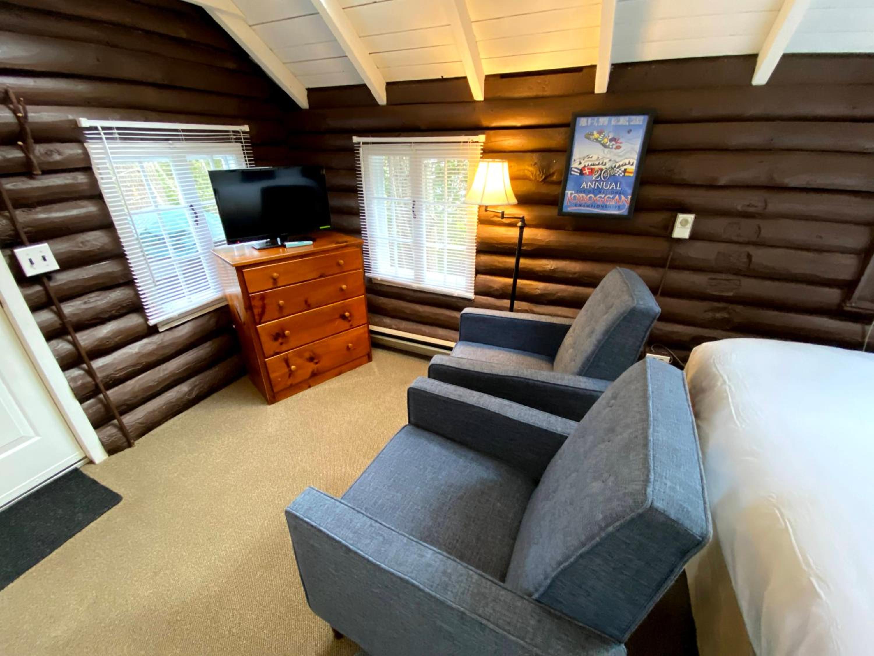 Pine Grove Cottages