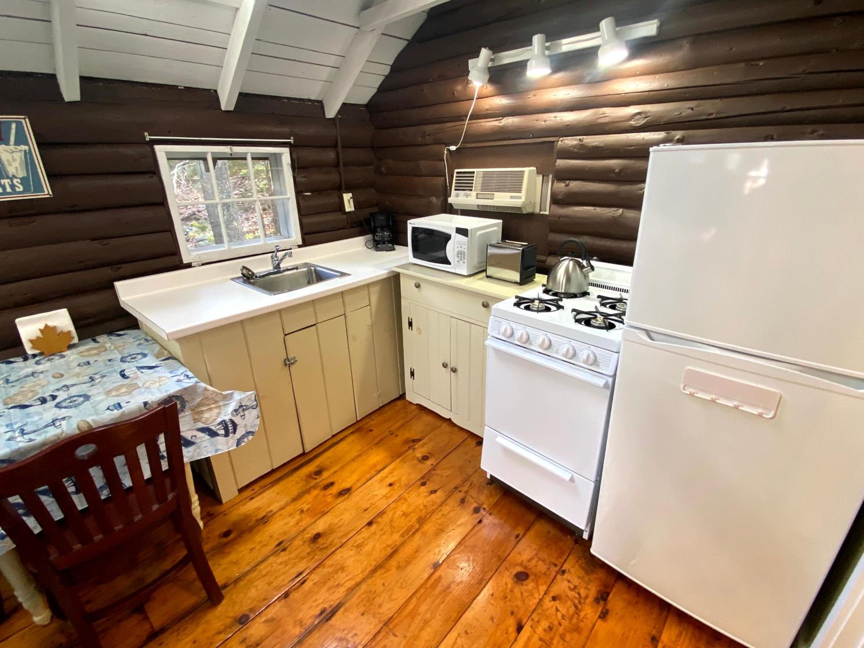 Pine Grove Cottages