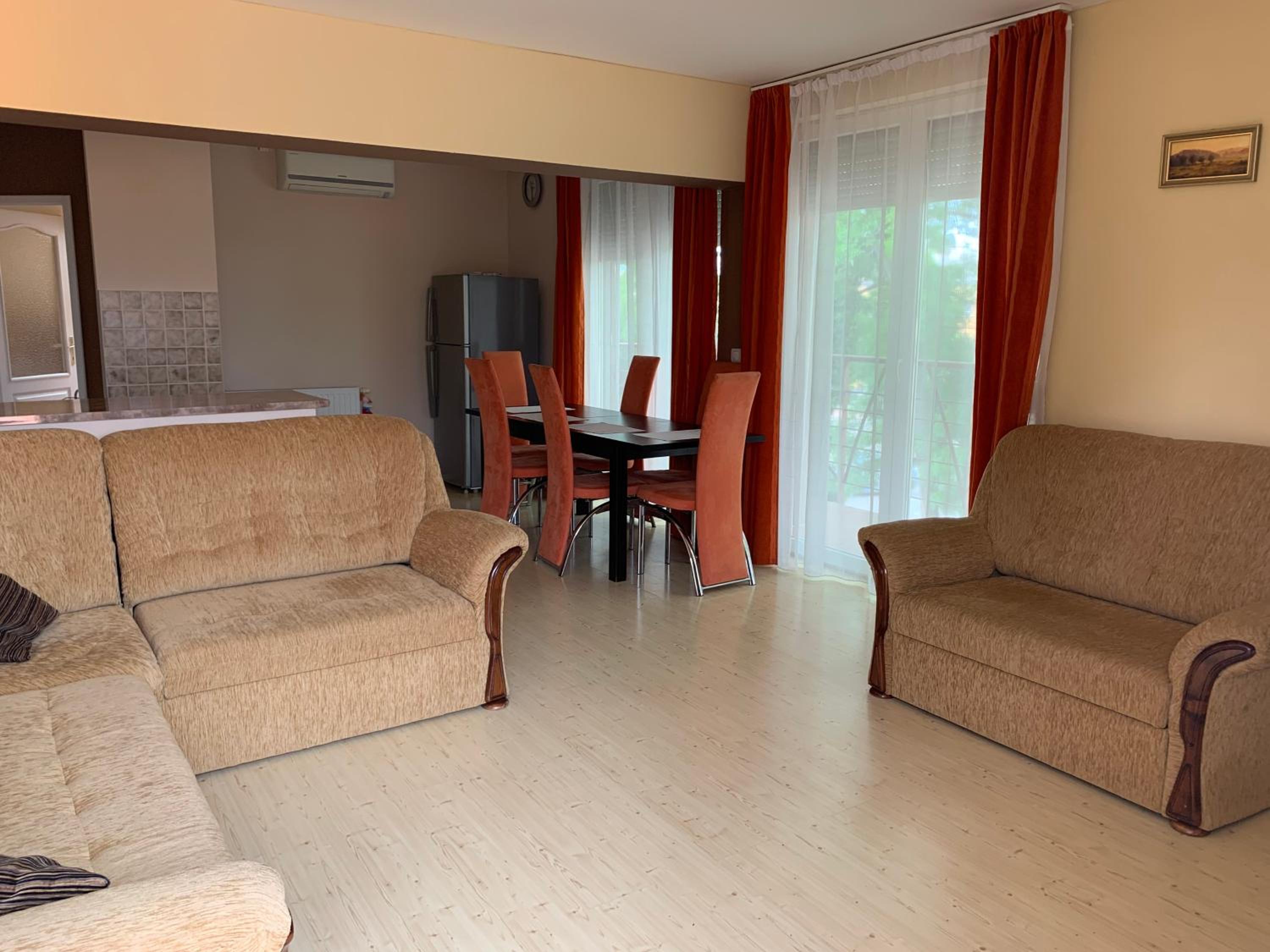 INDI Apartman Siófok view 3
